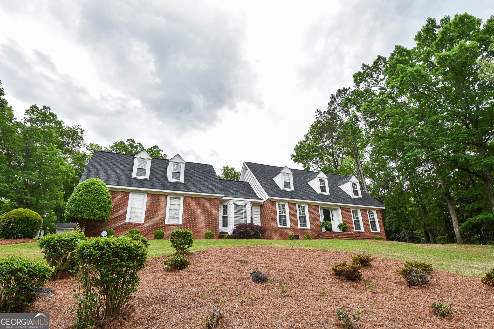 4 bedroom, 2.5 bathroom, 2,561 sq ft single family residence for sale at 120 Mill Race Road, Thomaston, GA 30286 — photo 4