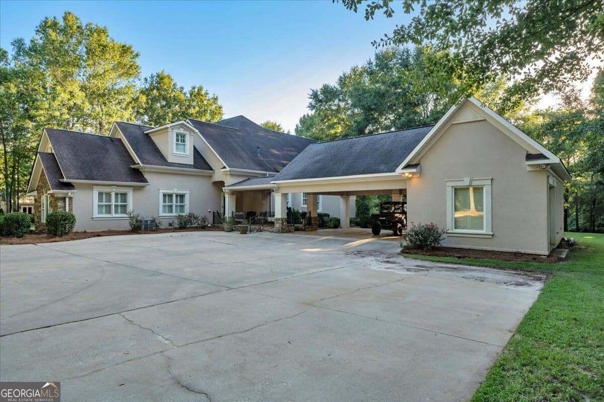 7 bedroom, 5 bathroom, 5,999 sq ft single family residence for sale at 205 Walton Chase, Perry, GA 31069 — photo 6