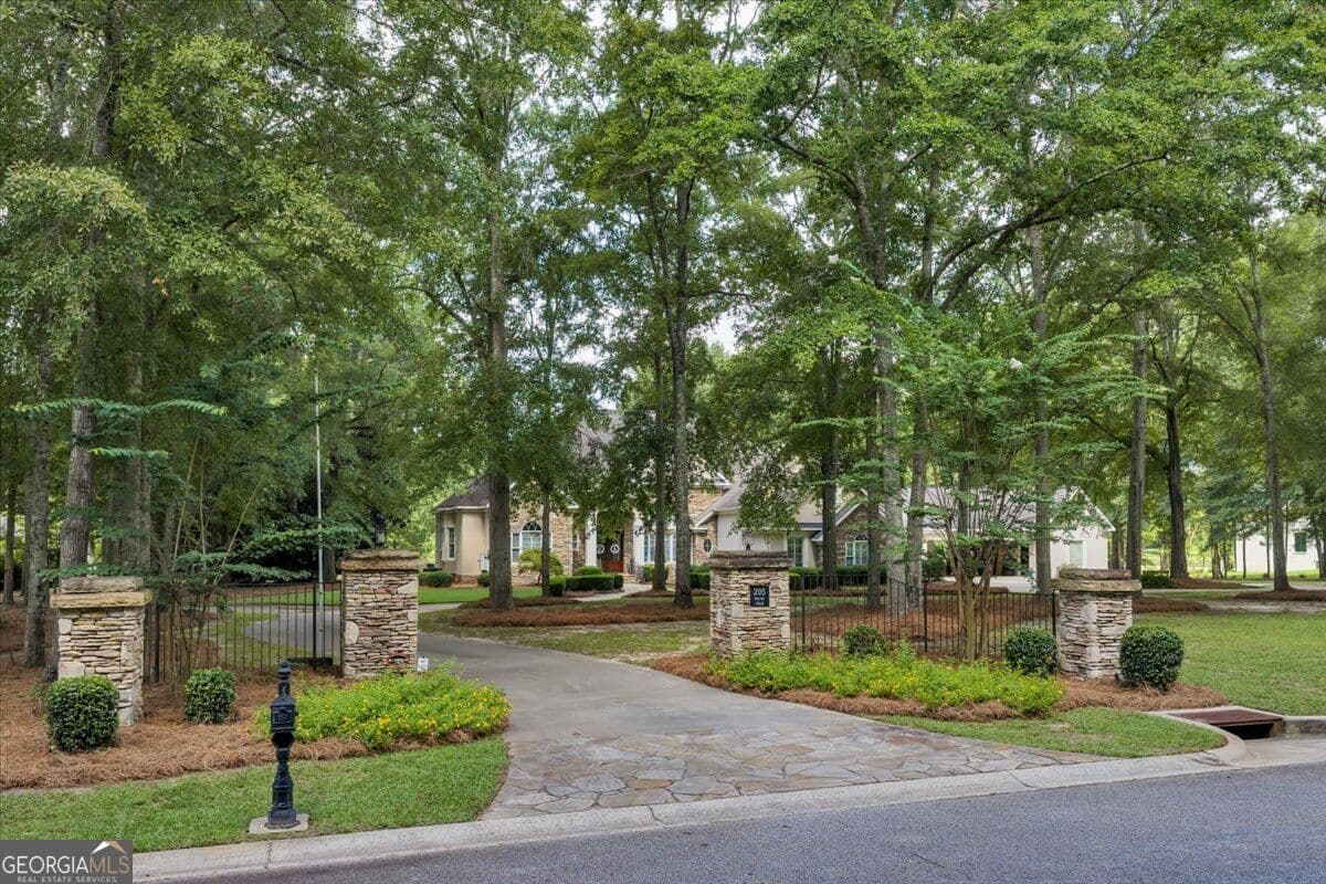 7 bedroom, 5 bathroom, 5,999 sq ft single family residence for sale at 205 Walton Chase, Perry, GA 31069 — photo 7