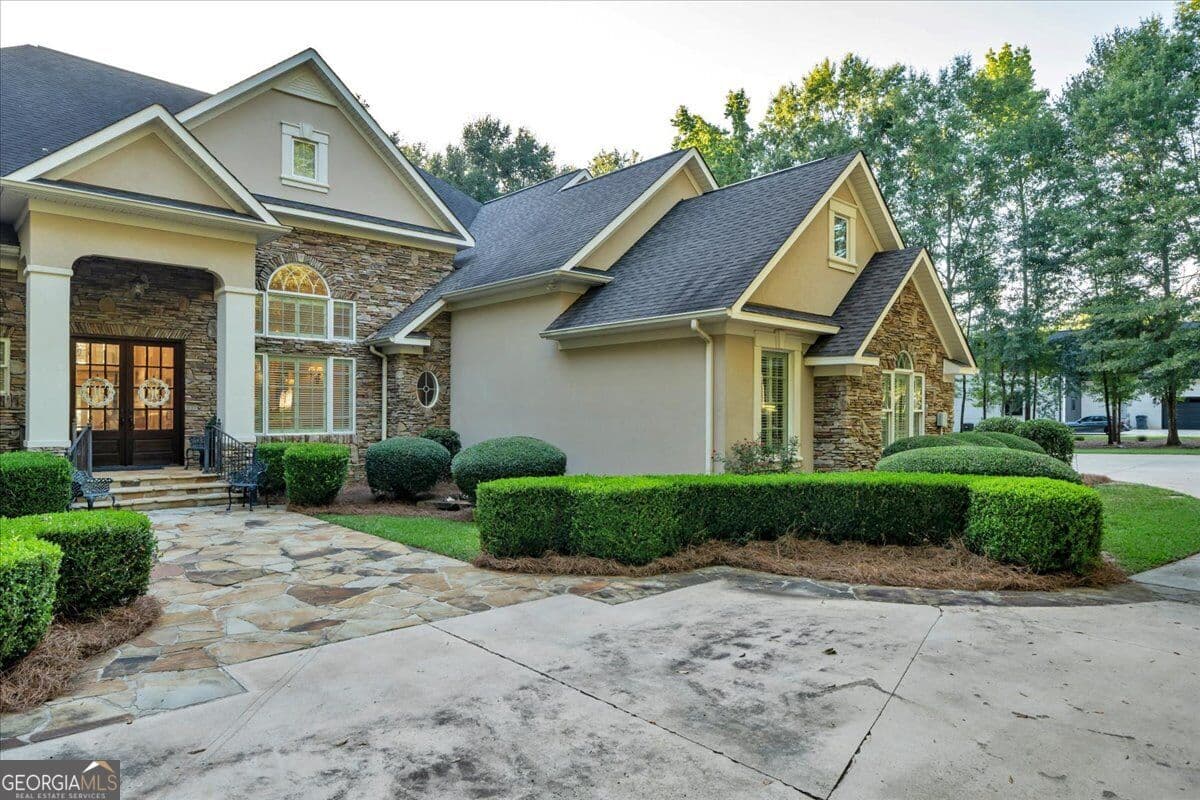 7 bedroom, 5 bathroom, 5,999 sq ft single family residence for sale at 205 Walton Chase, Perry, GA 31069 — photo 3