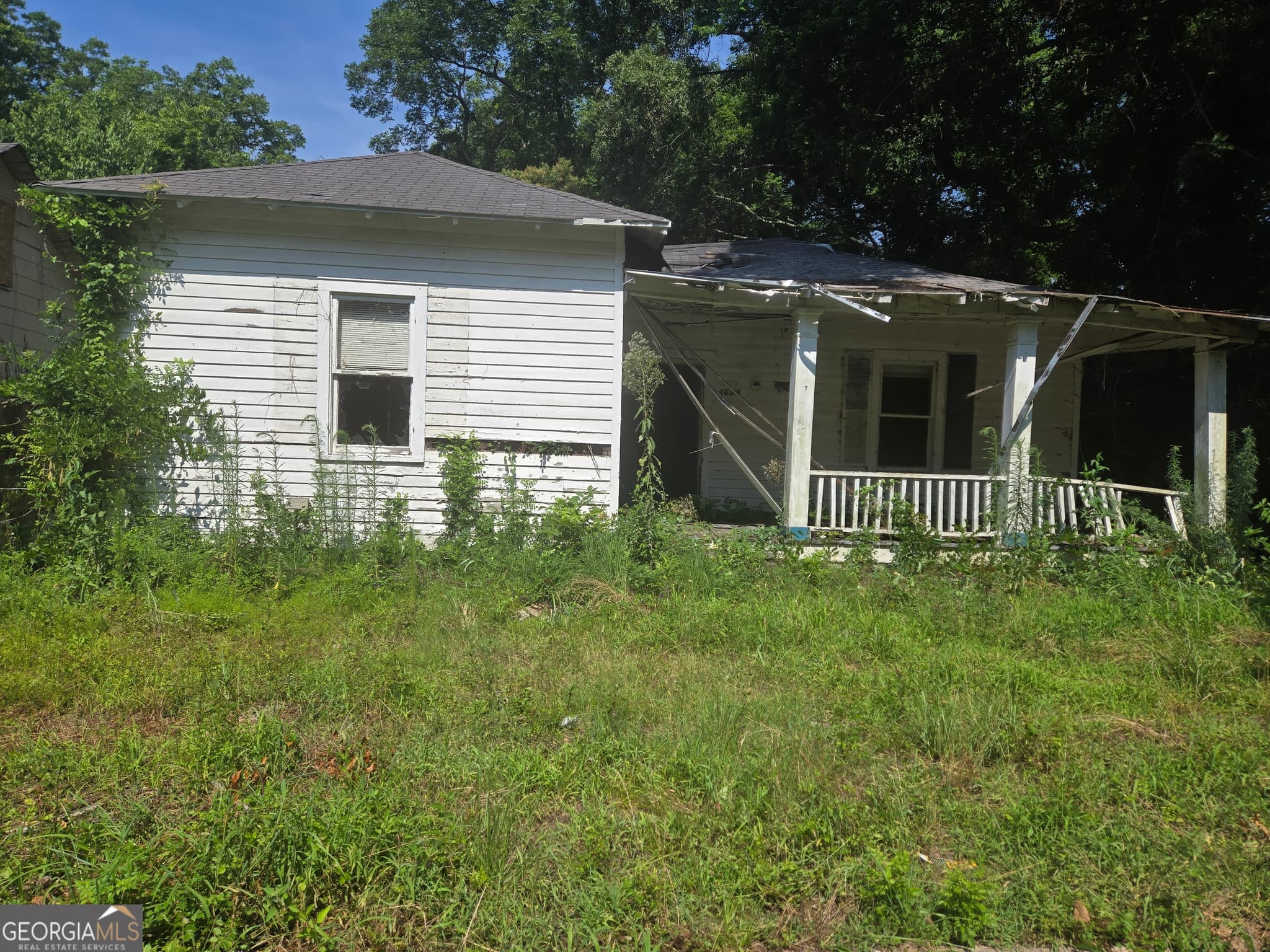 3 bedroom, 1 bathroom, 1,344 sq ft single family residence for sale at 2629 Florence Avenue, Macon, GA 31206