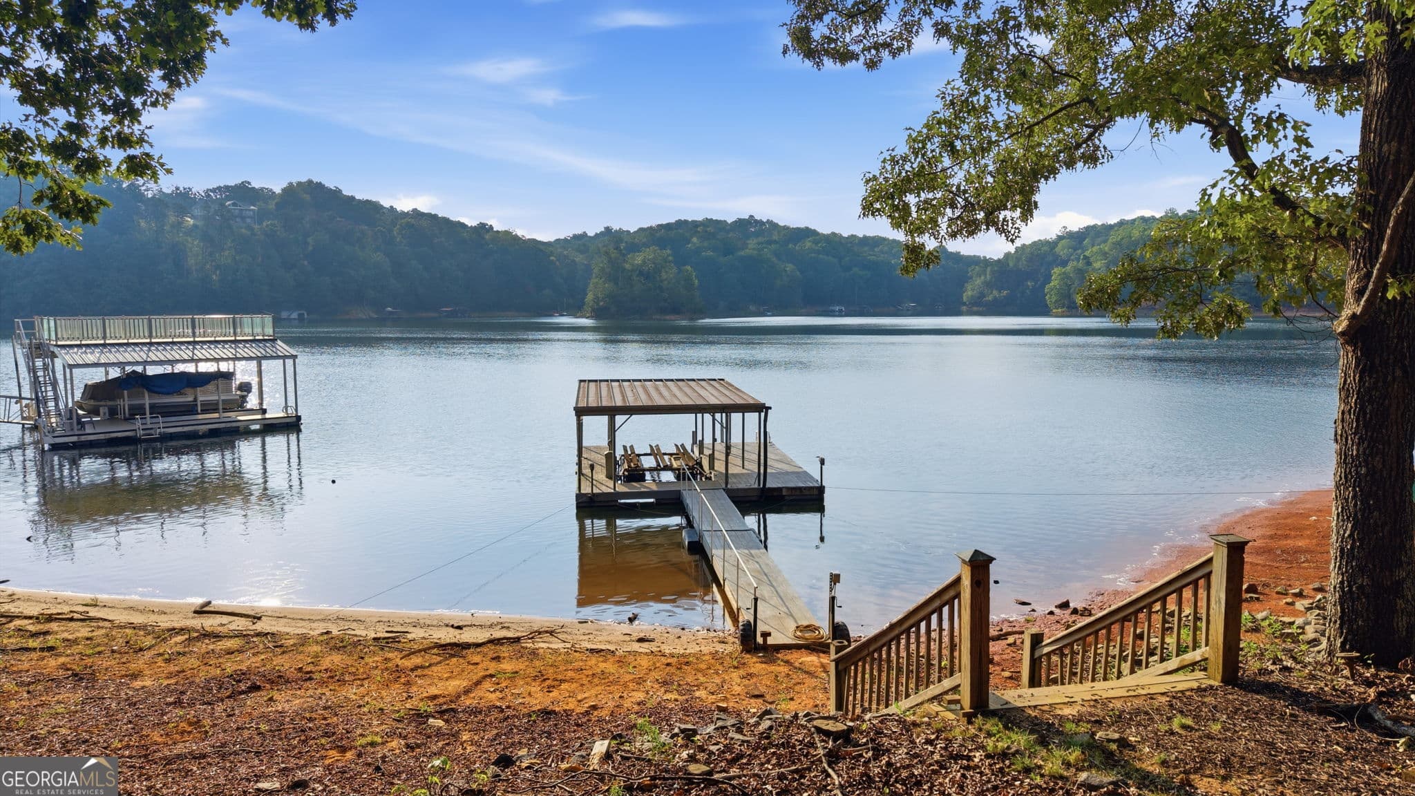 4 bedroom, 4 bathroom, 4,380 sq ft single family residence for sale at 2585 Bridgewater Circle, Gainesville, GA 30506 — photo 2
