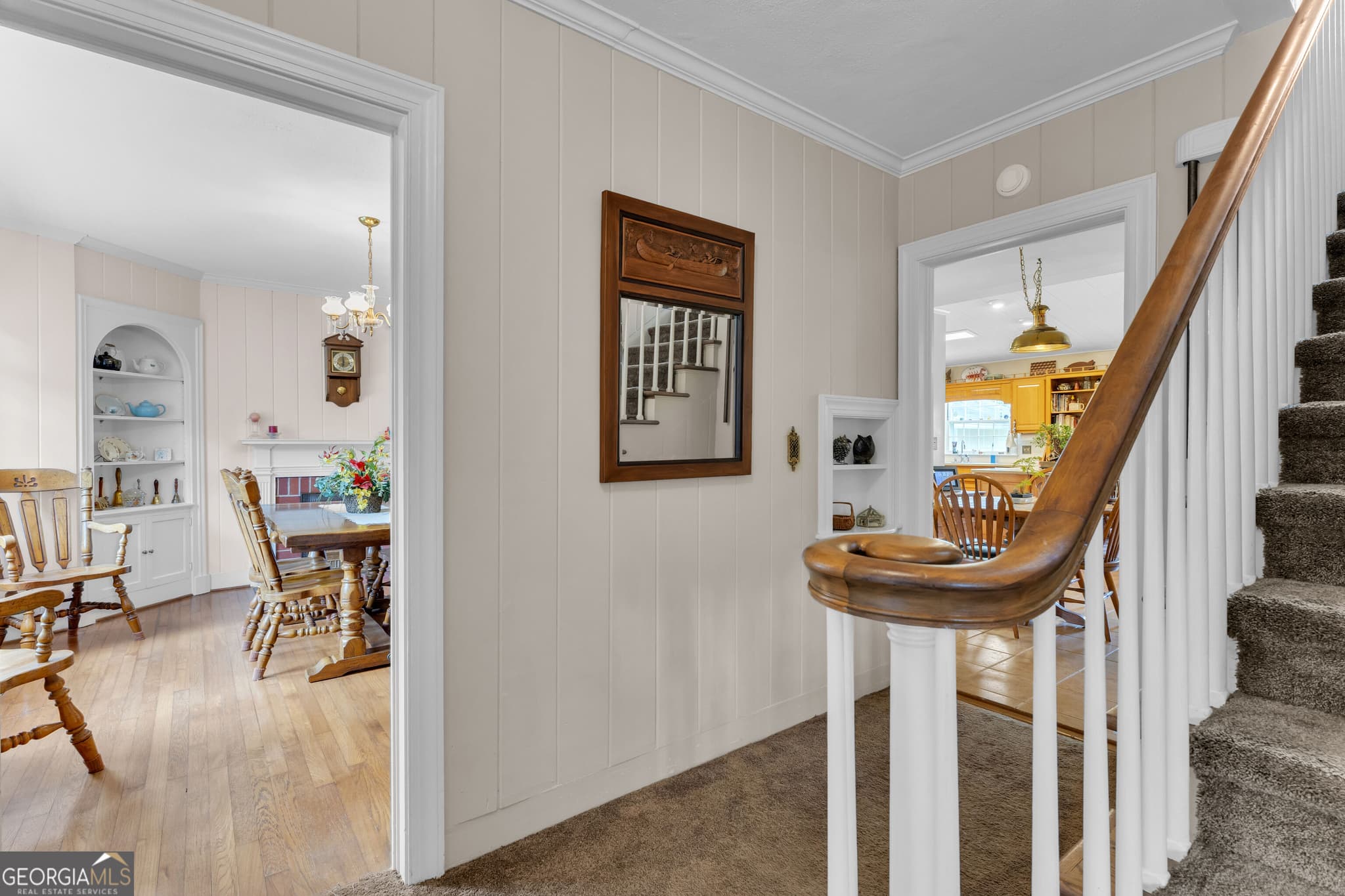 3 bedroom, 2.5 bathroom, 2,900 sq ft single family residence for sale at 2417 N Oak Street, Valdosta, GA 31602 — photo 6