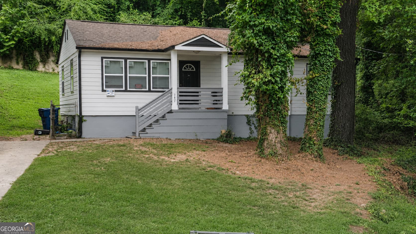multi family for sale at 186 Wadley Street, Atlanta, GA 30314 — photo 1 of 13