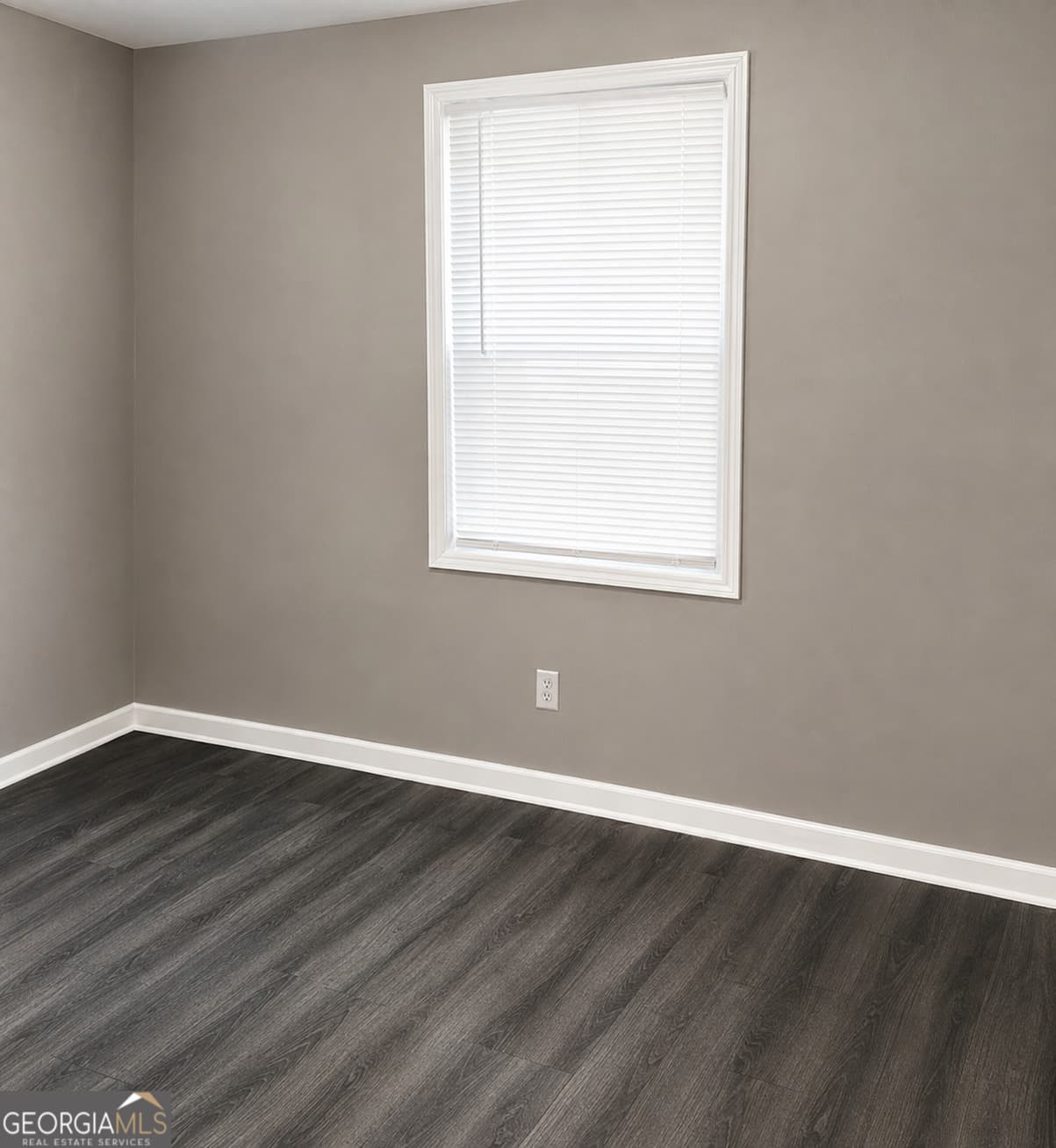 multi family for sale at 186 Wadley Street, Atlanta, GA 30314 — photo 5