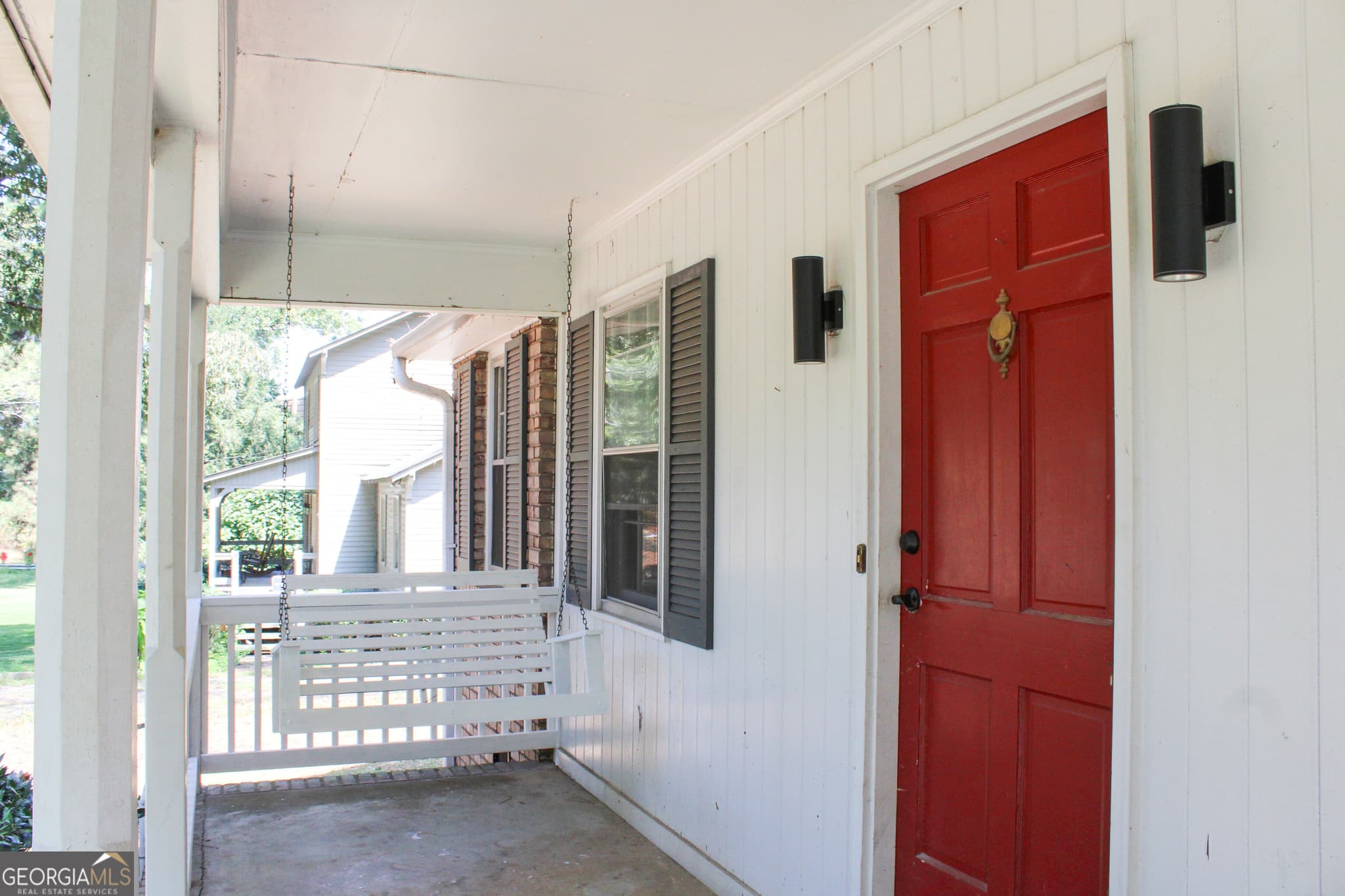 3 bedroom, 2 bathroom, 2,088 sq ft single family residence for rent at 1680 Huntington Drive, Marietta, GA 30066 for $2,850 a month — photo 2