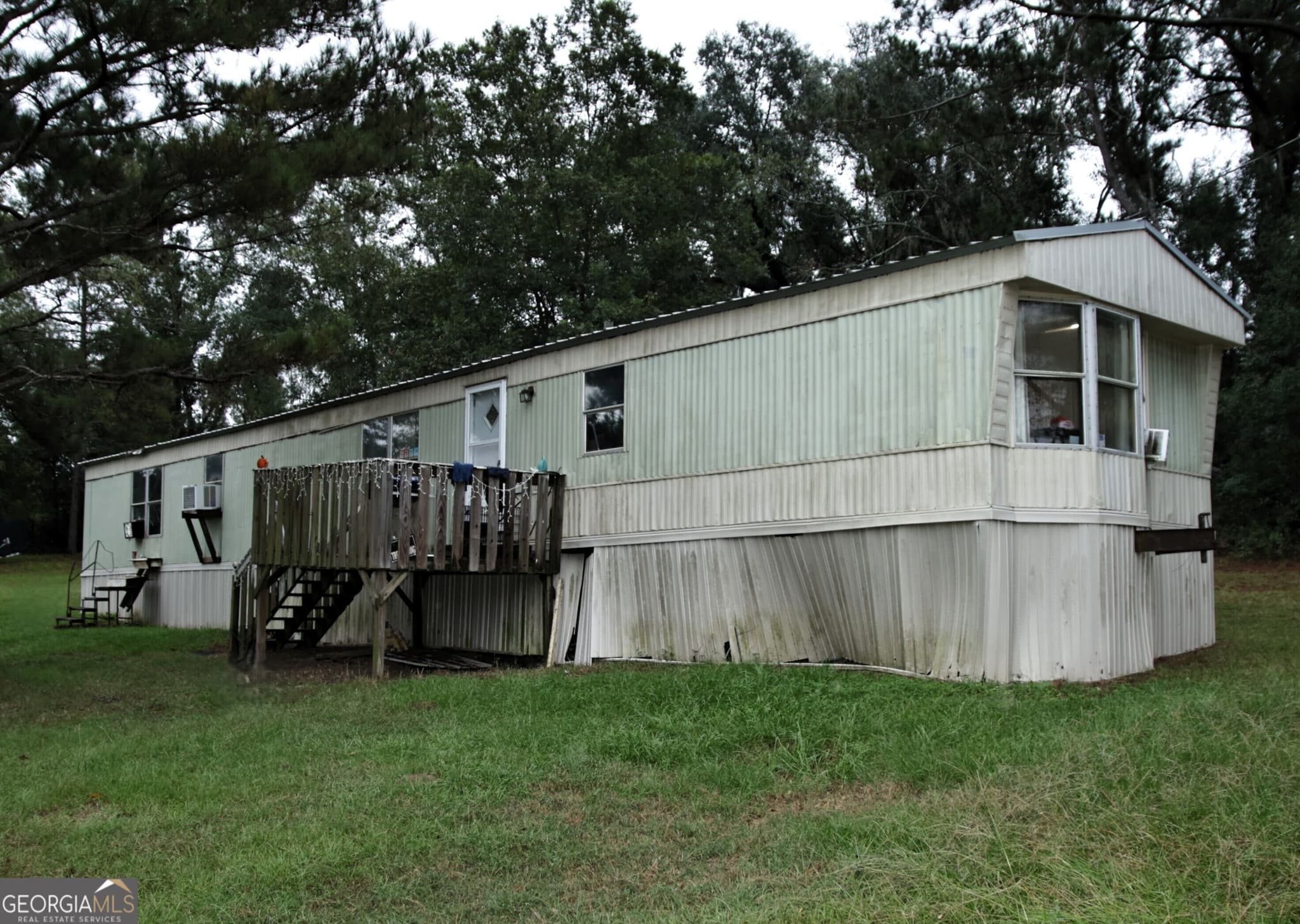 3 bedroom, 2 bathroom, 1,064 sq ft manufactured home,single family residence for sale at 48 Apple Drive, Lakeland, GA 31635