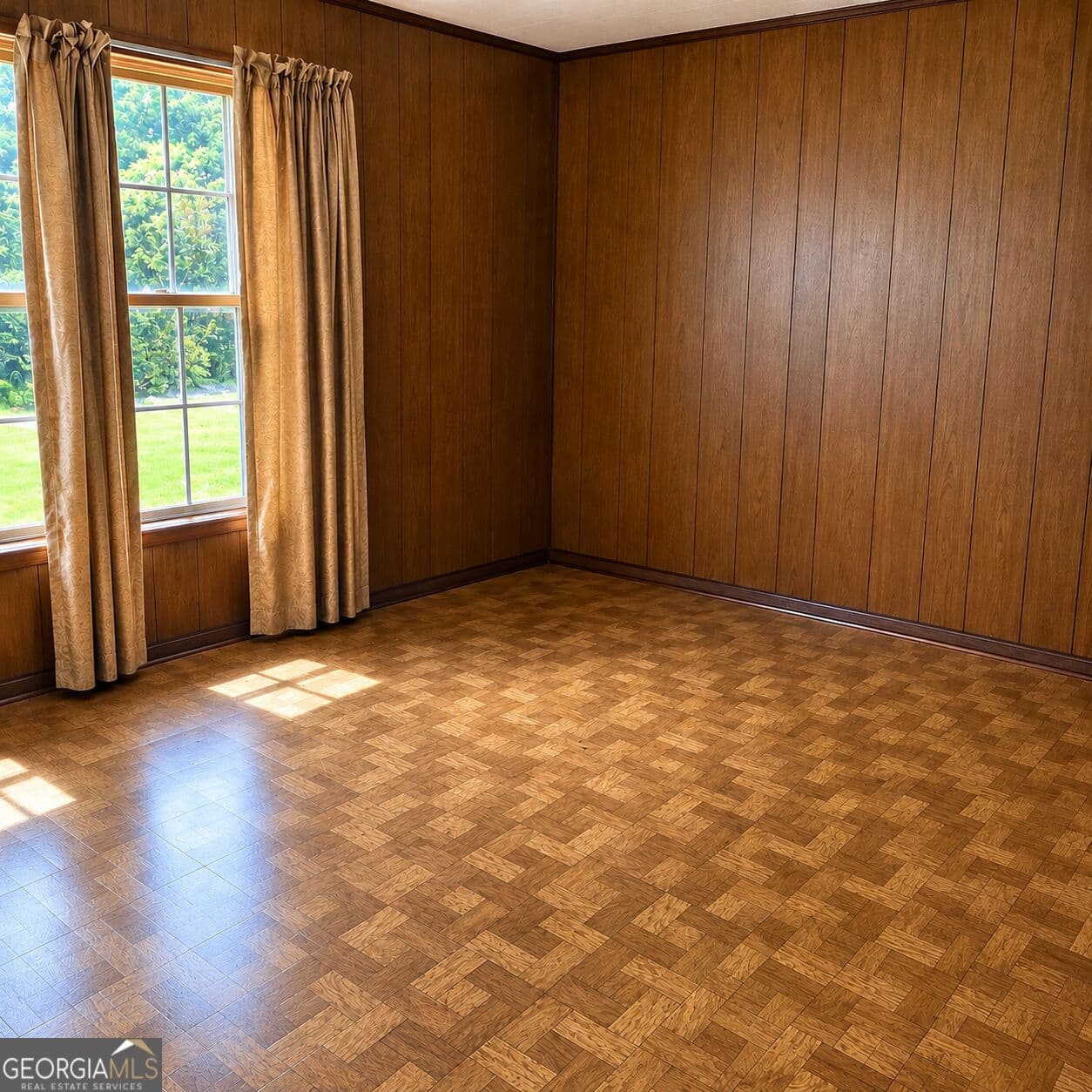 2 bedroom, 1 bathroom, 840 sq ft single family residence for sale at 191 Steven Street, Summerville, GA 30747 — photo 4