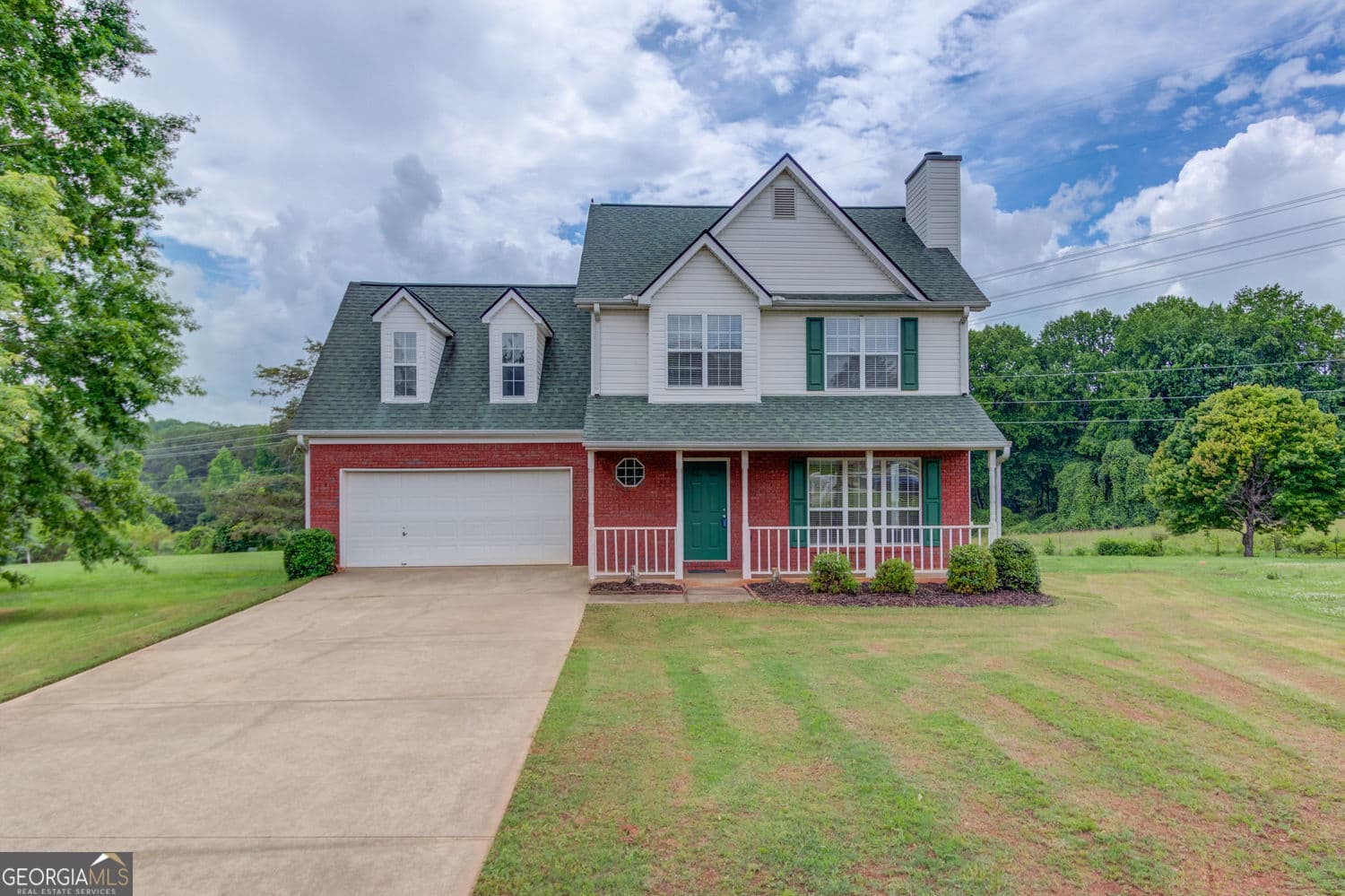 3 bedroom, 2.5 bathroom, 1,962 sq ft single family residence sold at 4601 Sweetbriar Court, Gainesville, GA 30507