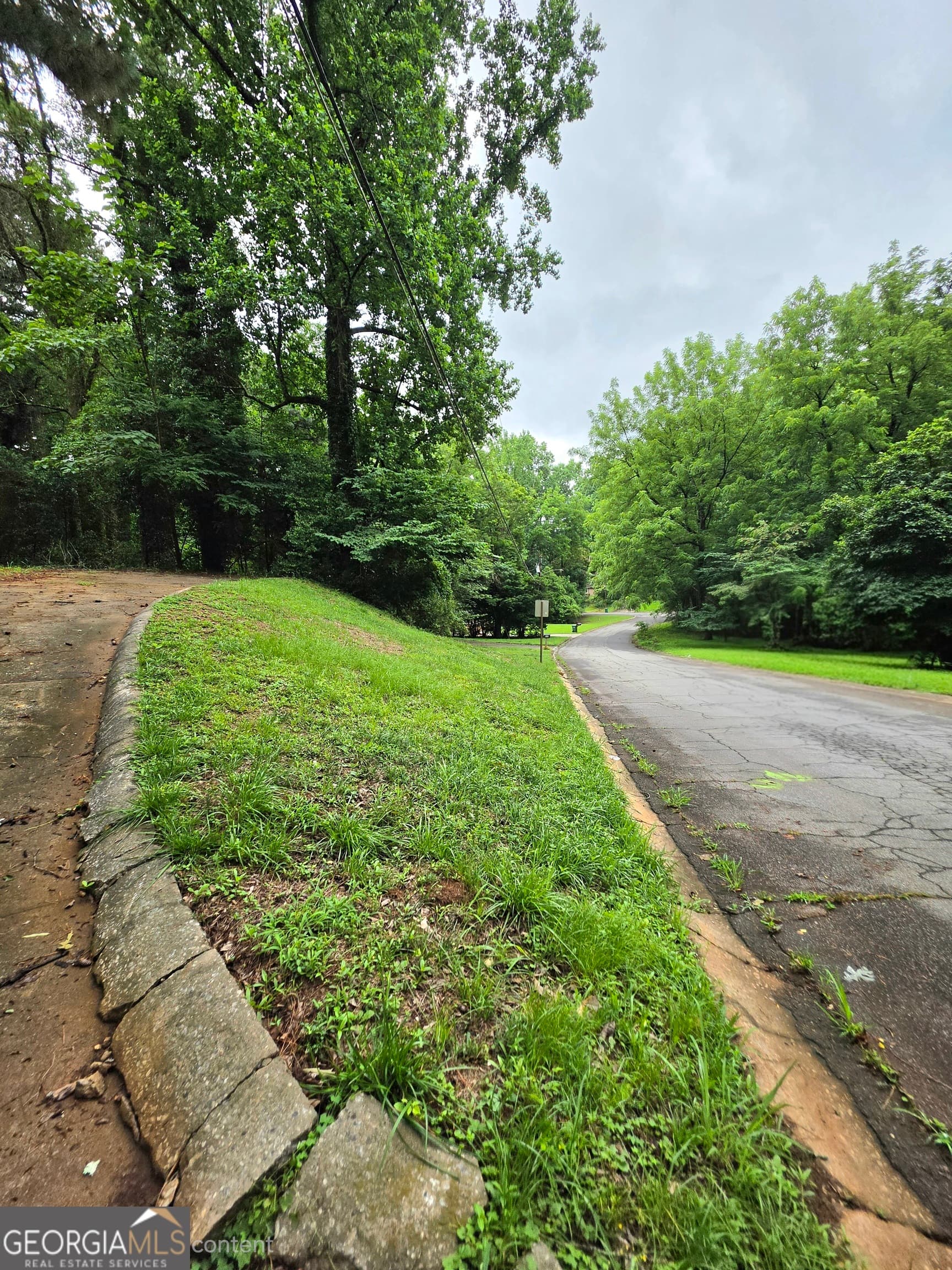 residential lot for sale at 618 Simone Way, Stone Mountain, GA 30087 — photo 2