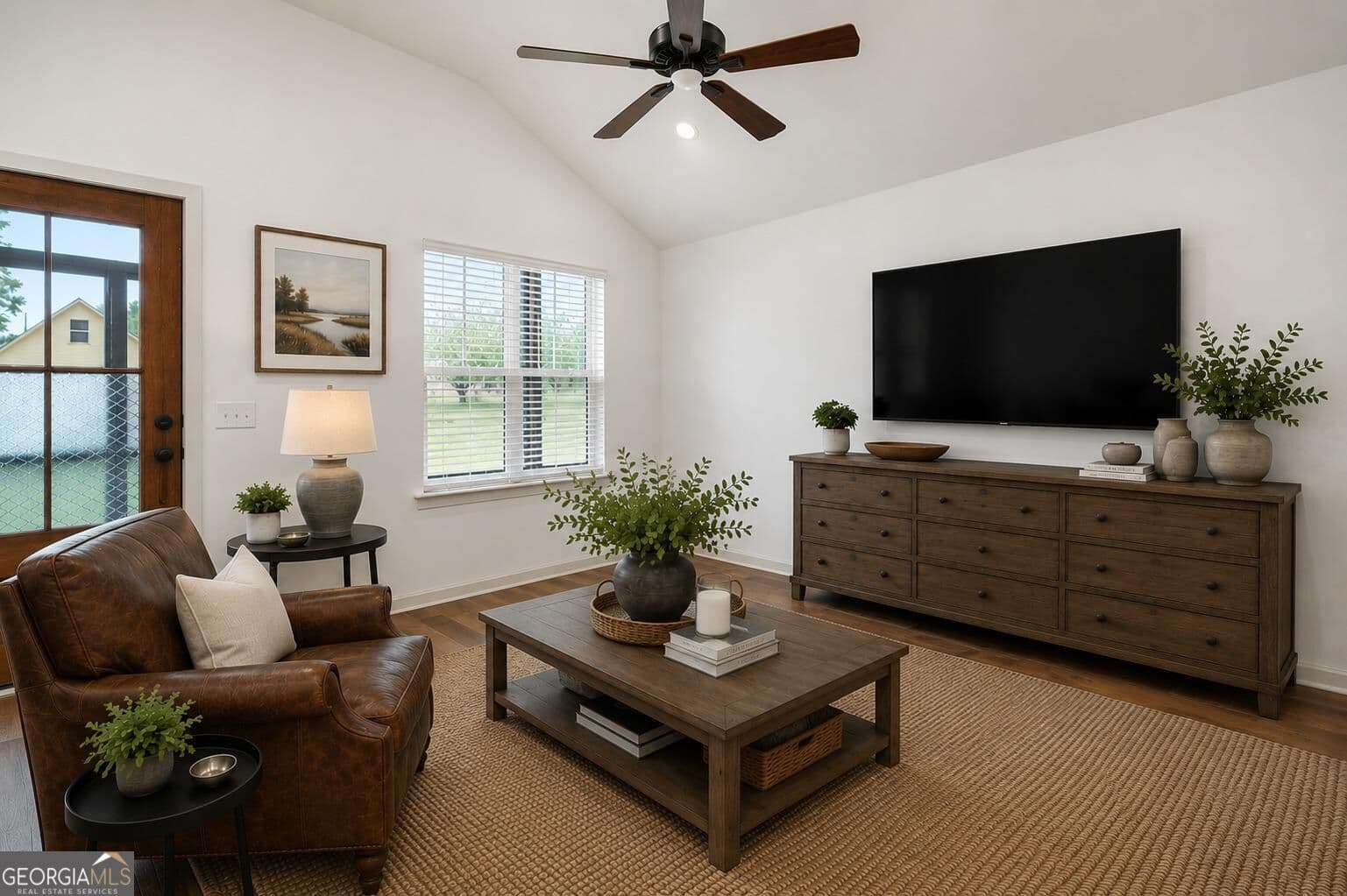 3 bedroom, 2 bathroom, 1,295 sq ft single family residence for sale at 145 Waters, Pembroke, GA 31321 — photo 6