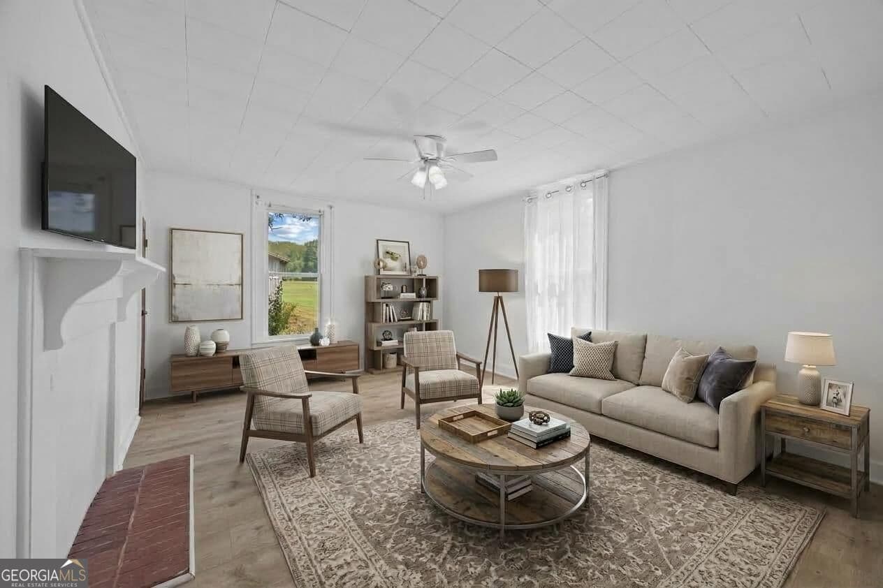 4 bedroom, 2 bathroom, 2,656 sq ft single family residence for sale at 1201 Porter Road, Buckhead, GA 30625 — photo 2