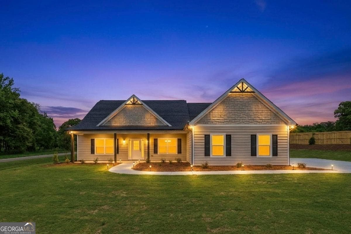 4 bedroom, 3 bathroom, 2,870 sq ft single family residence for sale at 1000 Shoreline Drive, Madison, GA 30650 — photo 4