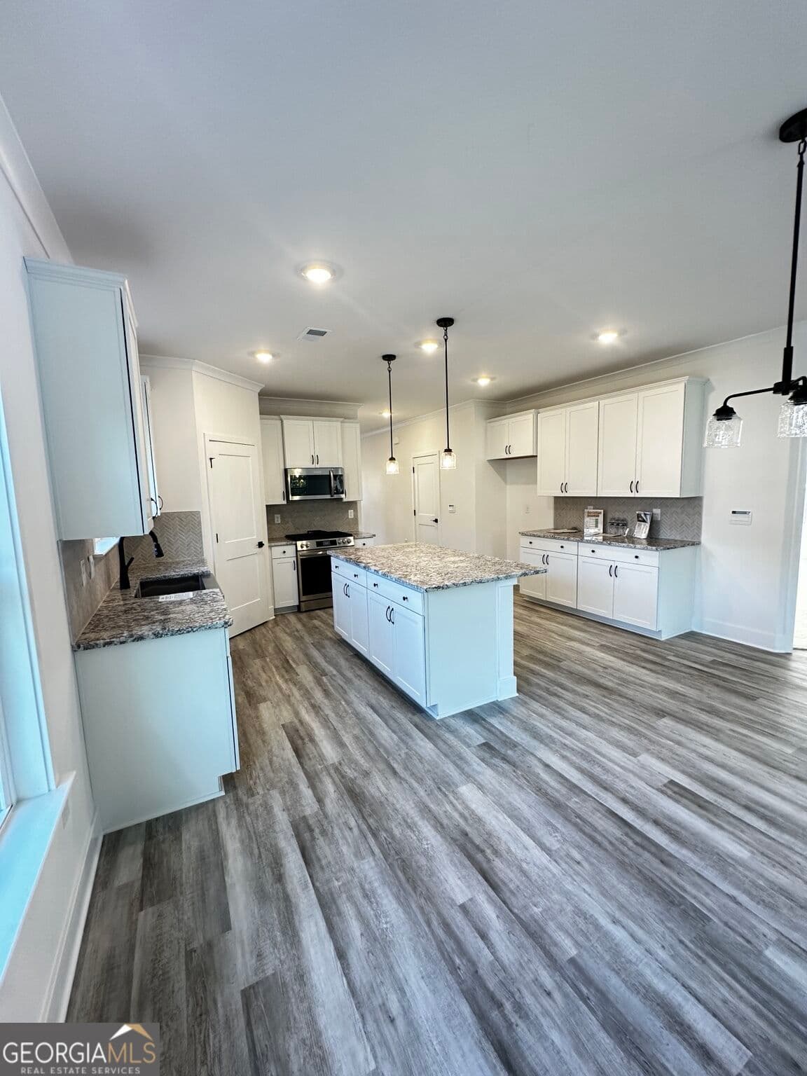 5 bedroom, 3.5 bathroom, 3,030 sq ft single family residence under contract at 3028 Fairway Drive LOT 945, Villa Rica, GA 30180 — photo 6