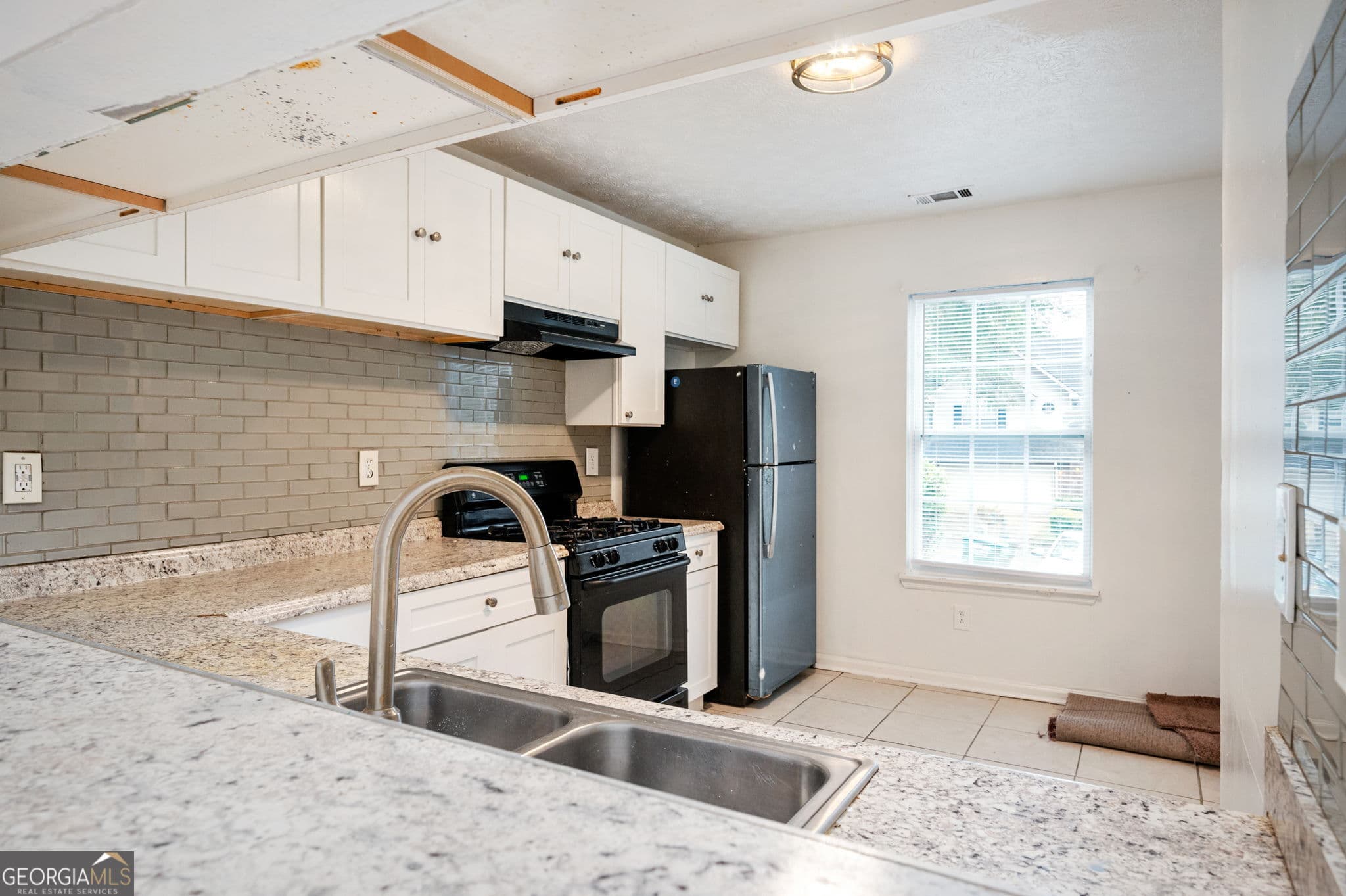 2 bedroom, 2.5 bathroom, 1,326 sq ft townhouse under contract at 725 Oak Drive, Hapeville, GA 30354 — photo 8