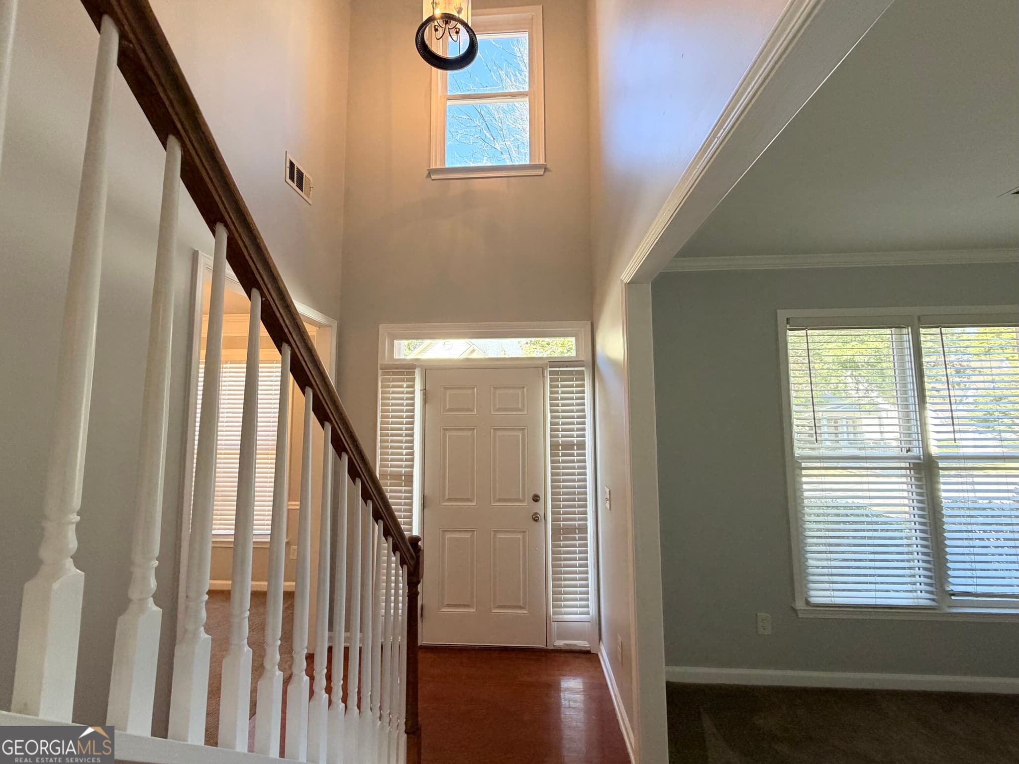 4 bedroom, 2.5 bathroom, 2,296 sq ft single family residence for rent at 7260 Weatherford Drive, Powder Springs, GA 30127 for $2,350 a month — photo 2