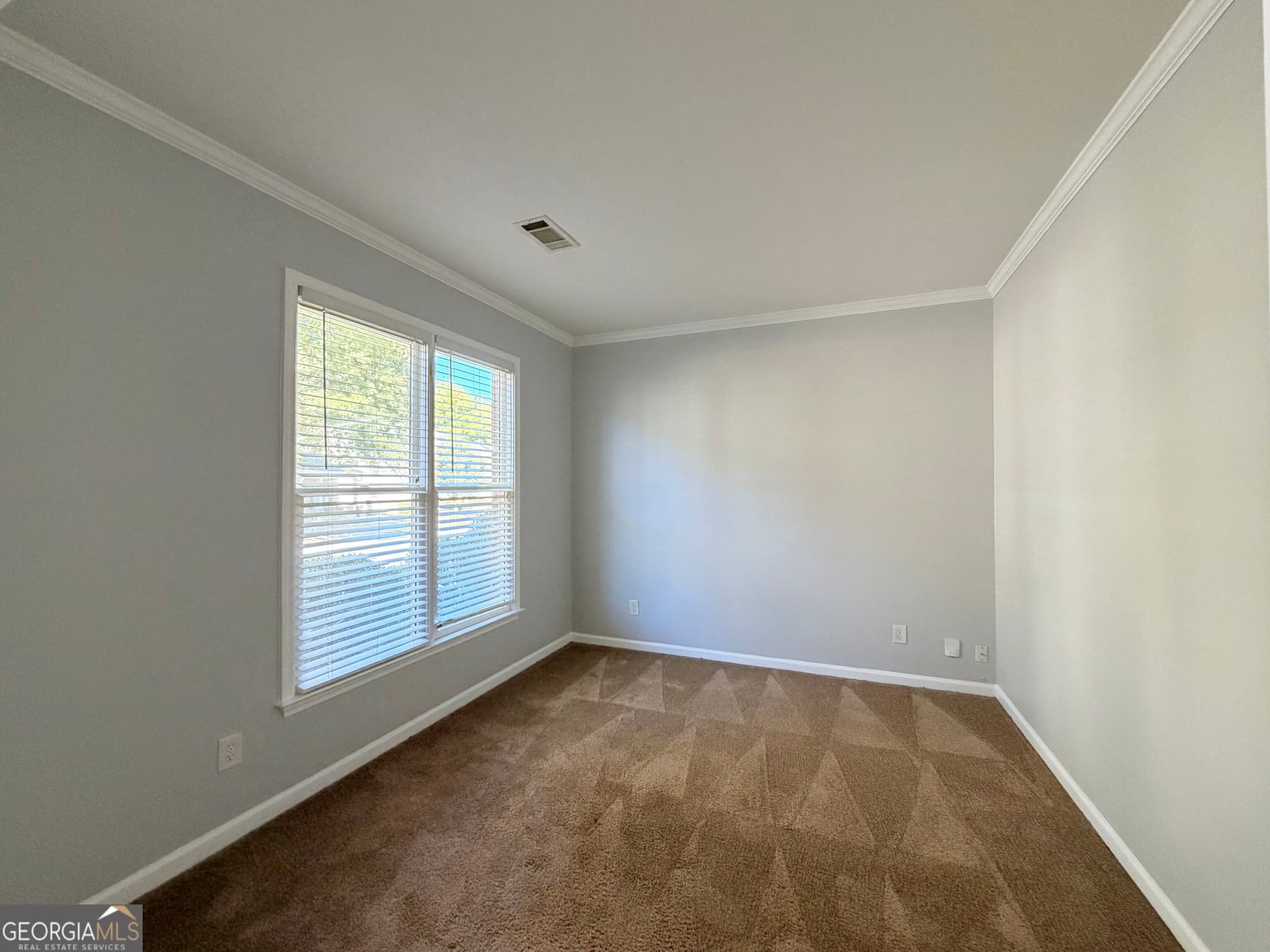 4 bedroom, 2.5 bathroom, 2,296 sq ft single family residence for rent at 7260 Weatherford Drive, Powder Springs, GA 30127 for $2,350 a month — photo 3