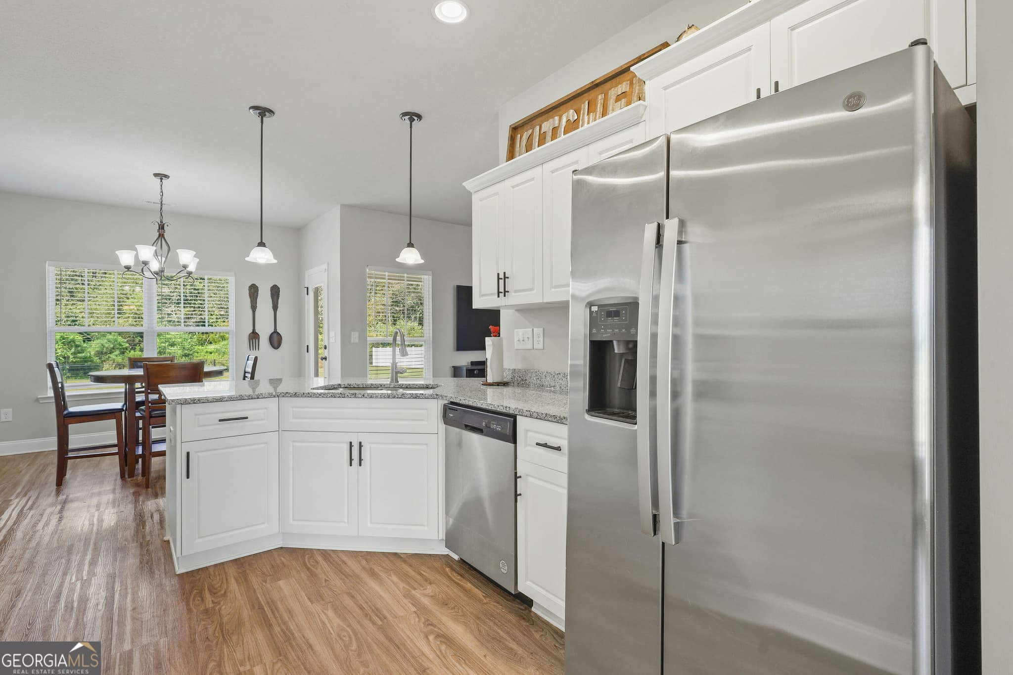 4 bedroom, 2 bathroom, 1,802 sq ft single family residence for sale at 322 Providence Trc, Statesboro, GA 30458 — photo 6