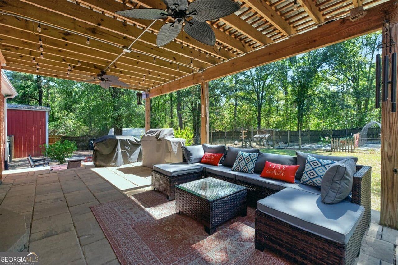 5 bedroom, 3 bathroom, 3,192 sq ft single family residence for sale at 1499 Bonner Gilbert Road, Macon, GA 31220 — photo 3
