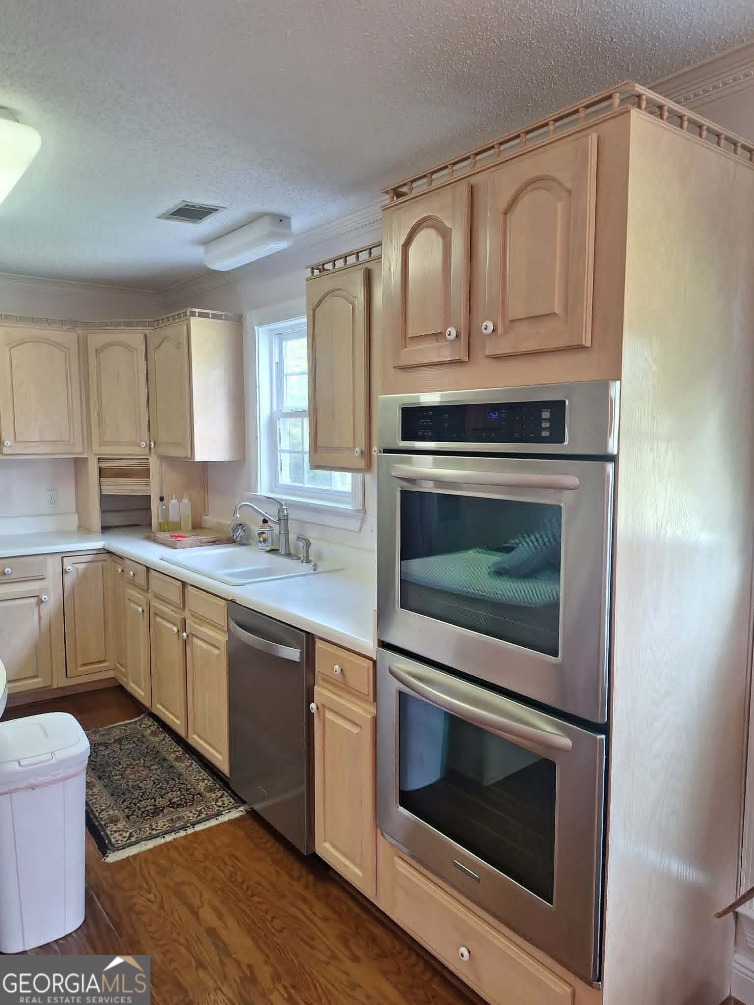 3 bedroom, 2.5 bathroom, 2,927 sq ft single family residence for sale at 250 Weatherly Drive, Baxley, GA 31513 — photo 3
