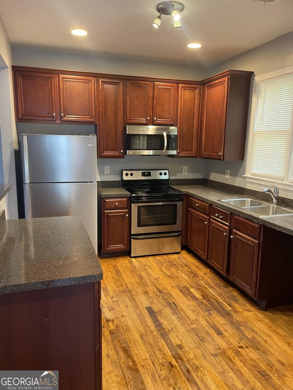 3 bedroom, 2.5 bathroom, 1,594 sq ft single family residence for rent at 15 Ollie Street, Atlanta, GA 30314 for $3,150 a month — photo 8