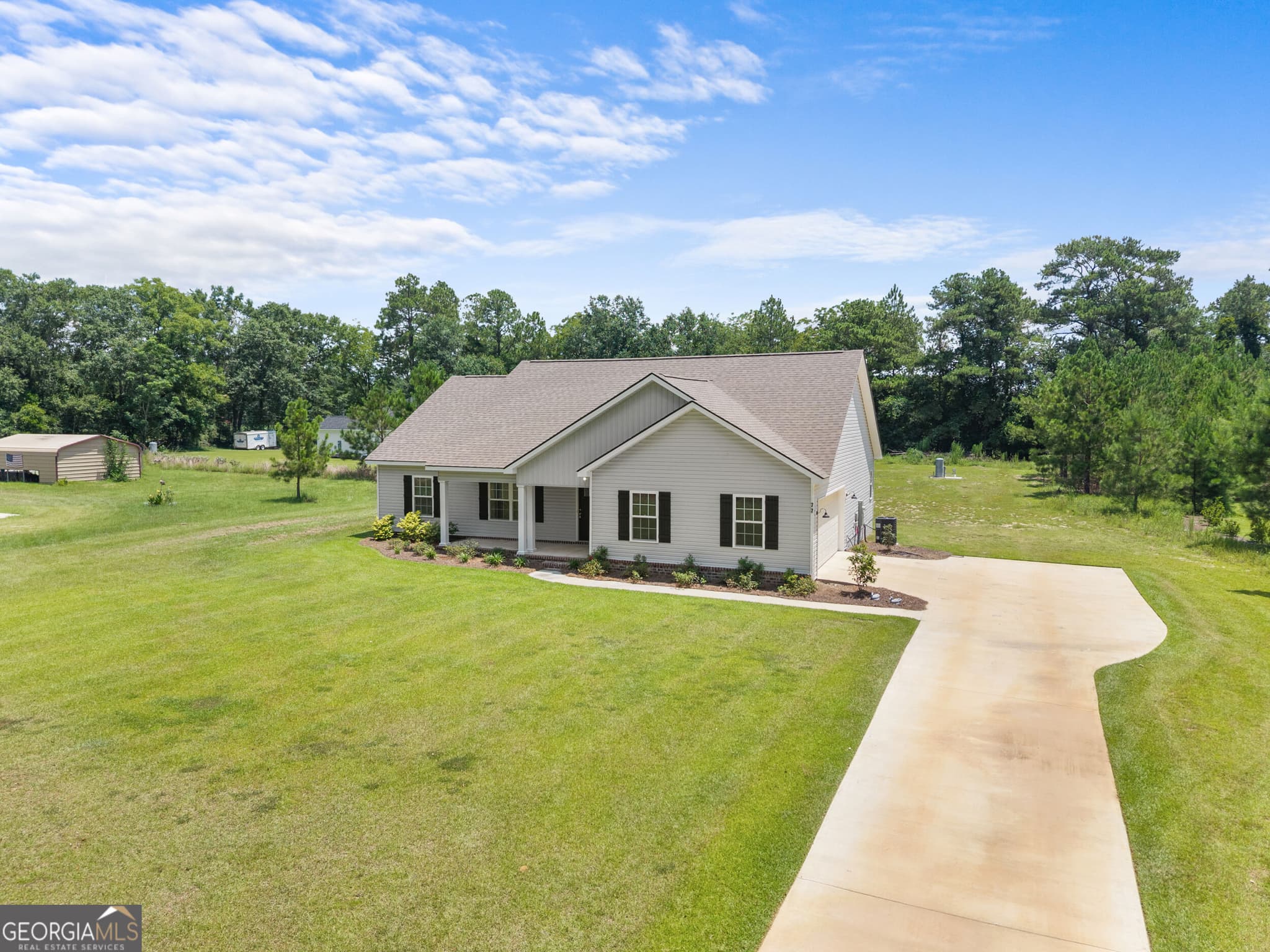 3 bedroom, 2 bathroom, 1,573 sq ft single family residence for sale at 77 B Stubbs Road, Statesboro, GA 30461 — photo 2