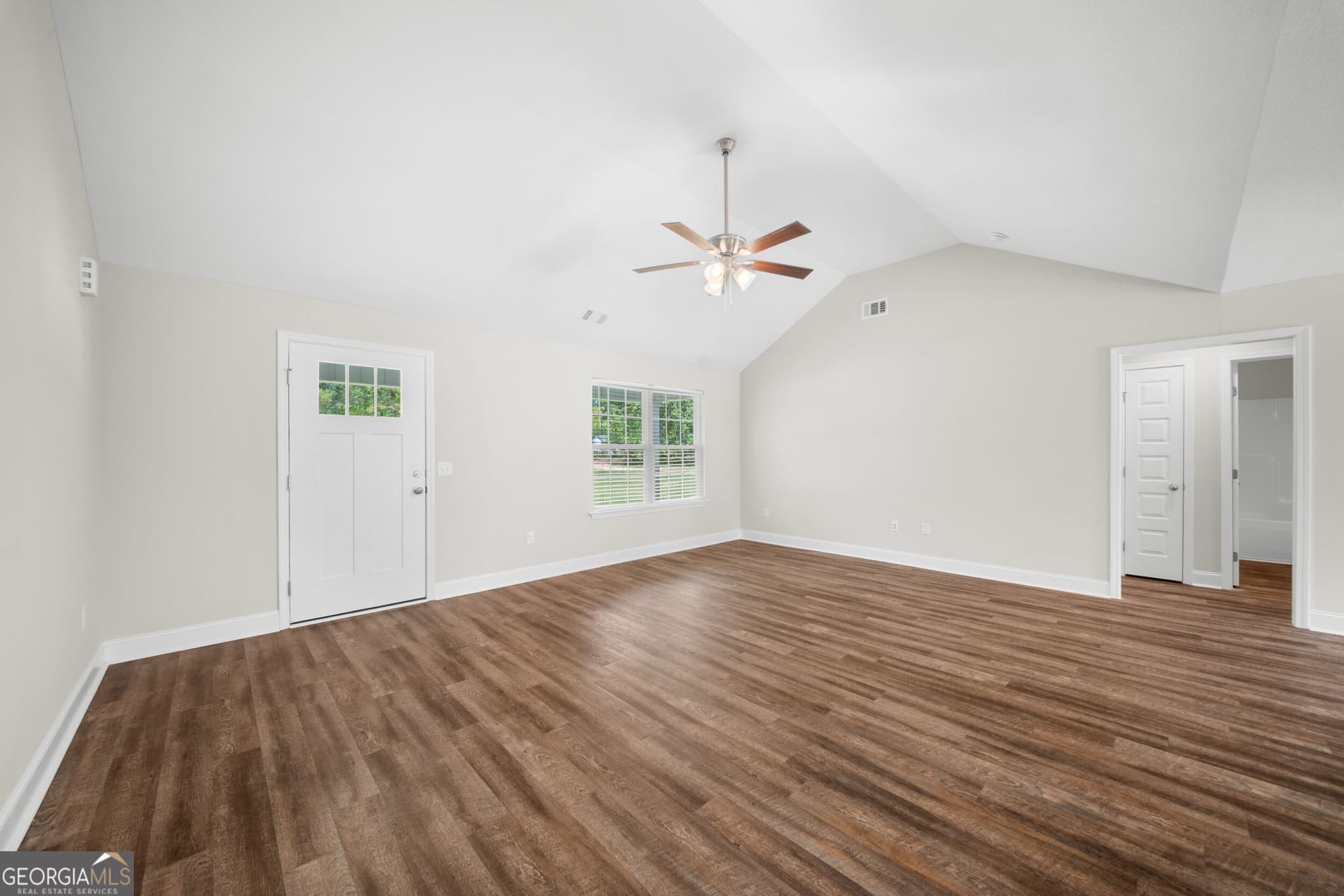 3 bedroom, 2 bathroom, 1,573 sq ft single family residence for sale at 77 B Stubbs Road, Statesboro, GA 30461 — photo 4