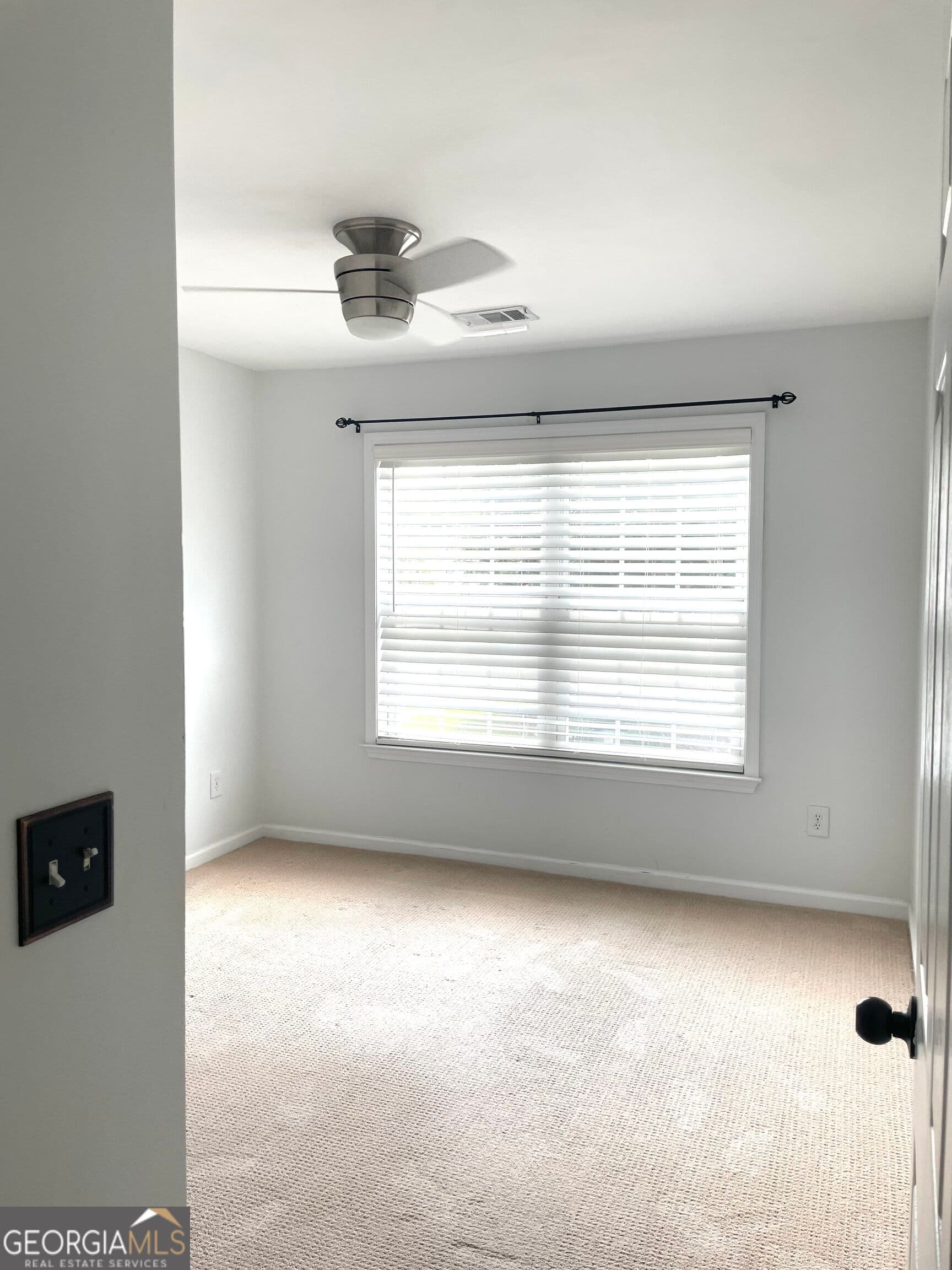 3 bedroom, 2.5 bathroom, 1,616 sq ft townhouse for sale at 3000 Commonwealth Circle # 14, Milton, GA 30004 — photo 8