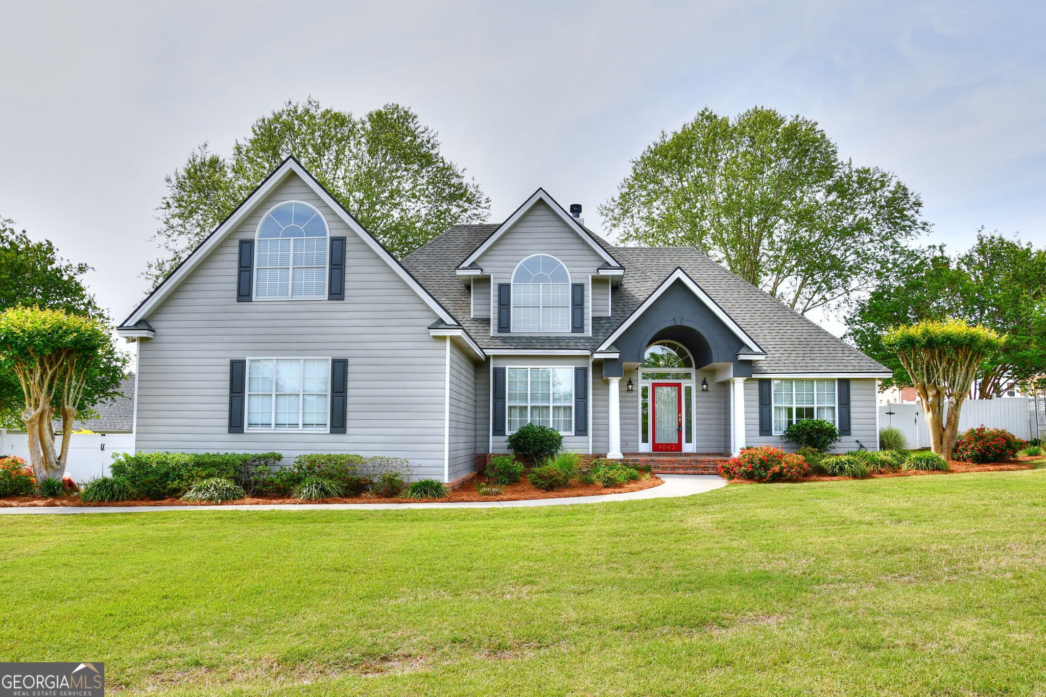 4 bedroom, 3.5 bathroom, 2,200 sq ft single family residence under contract at 4043 Liska Circle, Valdosta, GA 31605 — photo 3