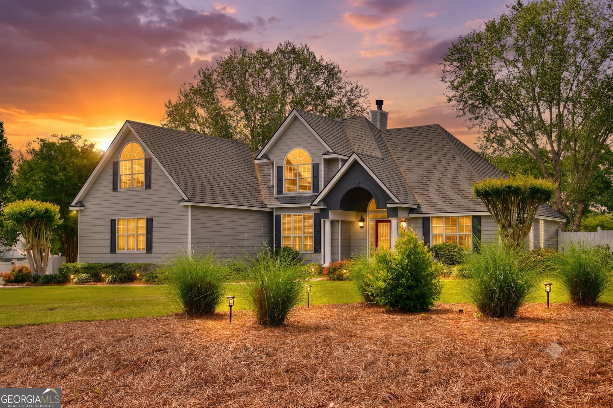 4 bedroom, 3.5 bathroom, 2,200 sq ft single family residence under contract at 4043 Liska Circle, Valdosta, GA 31605