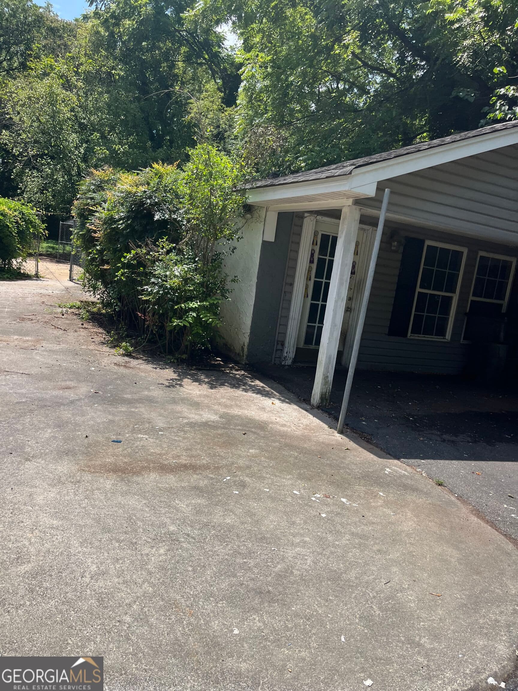3 bedroom, 2 bathroom, 4,018 sq ft single family residence for sale at 506 GRANT Street, Clarkesville, GA 30523 — photo 9