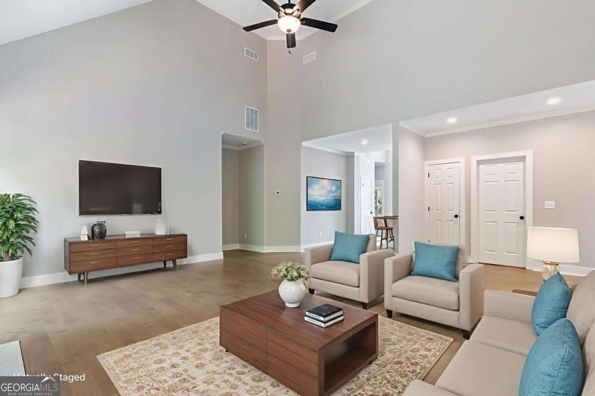 3 bedroom, 2.5 bathroom, 2,009 sq ft single family residence for sale at 380 Ansley Drive, Athens, GA 30605 — photo 3