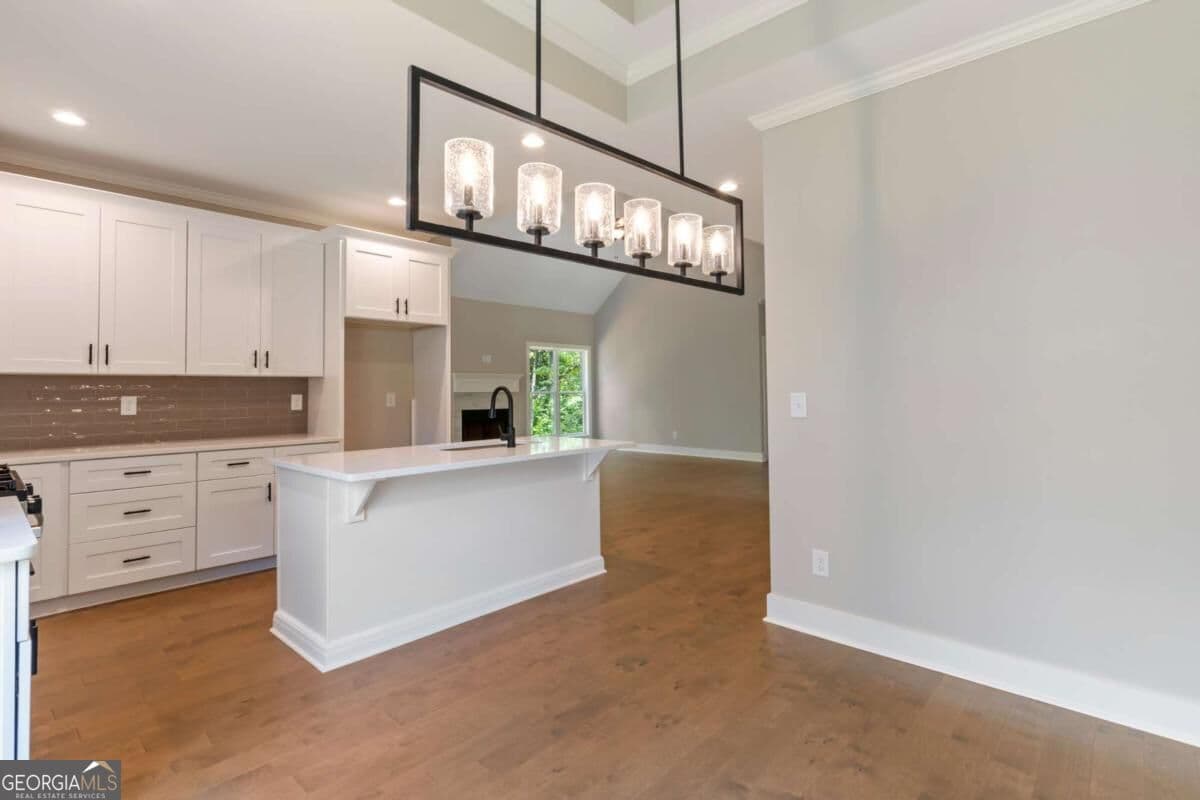 3 bedroom, 2.5 bathroom, 2,009 sq ft single family residence for sale at 380 Ansley Drive, Athens, GA 30605 — photo 9