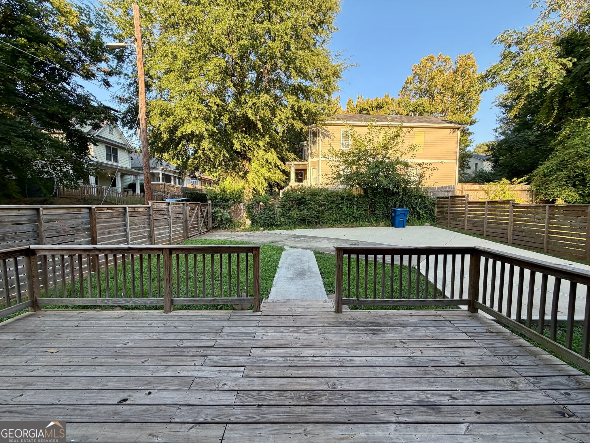 4 bedroom, 3.5 bathroom, 2,166 sq ft single family residence for rent at 74 SW Joseph E Lowery Boulevard, Atlanta, GA 30314 for $2,695 a month — photo 3