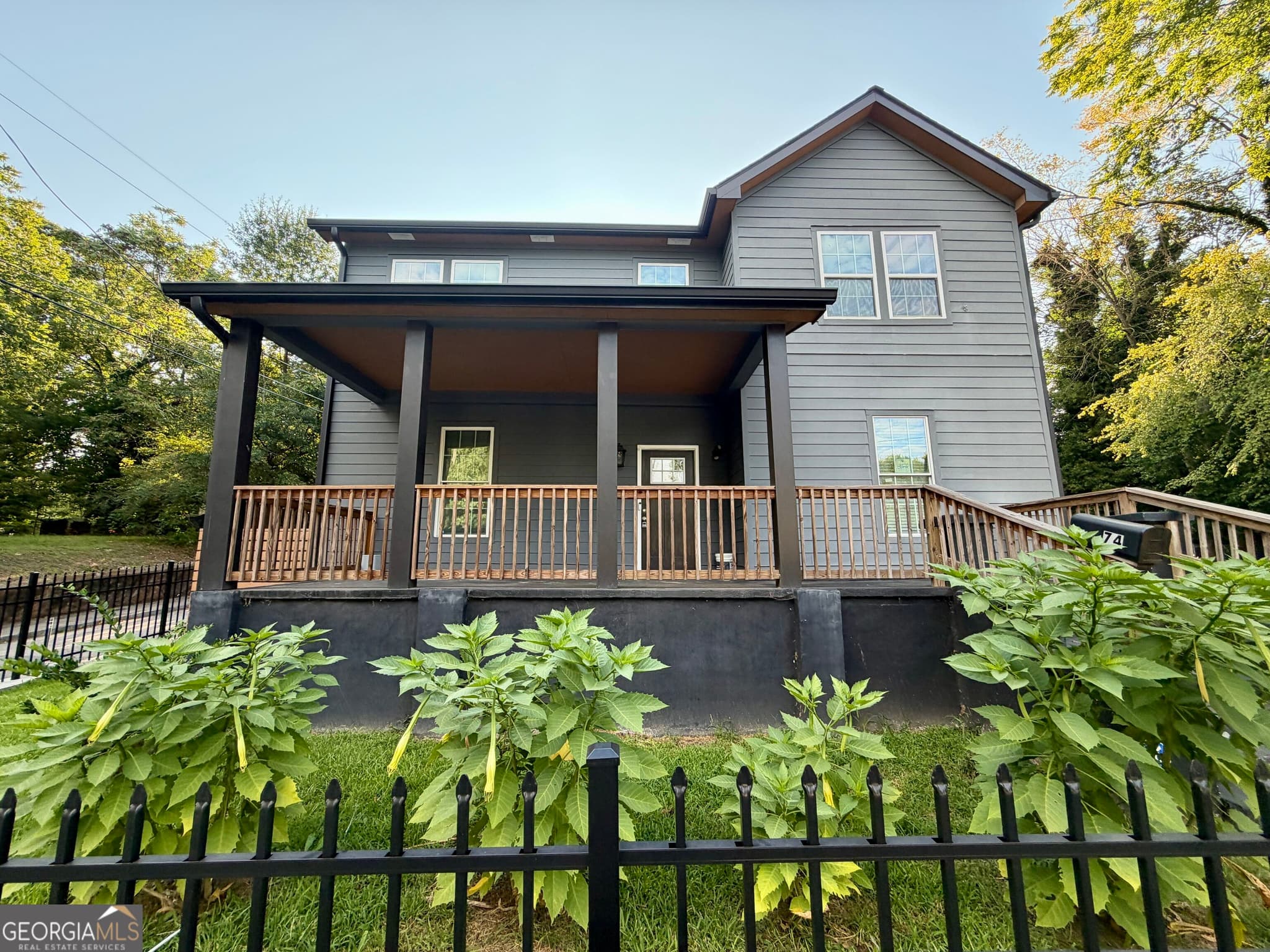 4 bedroom, 3.5 bathroom, 2,166 sq ft single family residence for rent at 74 SW Joseph E Lowery Boulevard, Atlanta, GA 30314 for $2,695 a month — photo 1 of 26