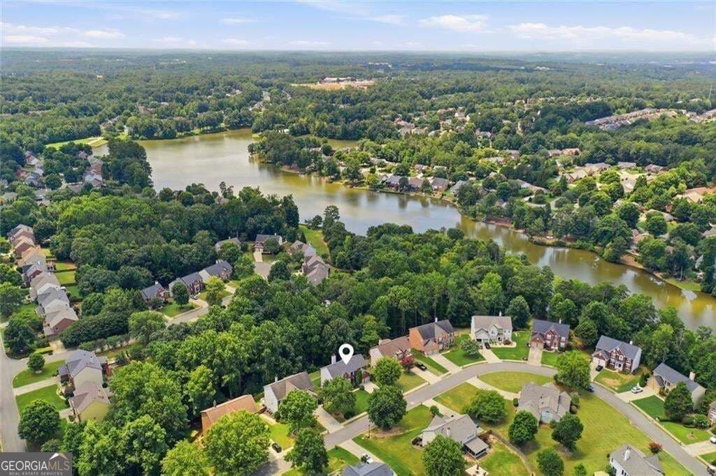 5 bedroom, 3.5 bathroom, 4,091 sq ft single family residence for rent at 770 Glastonbury Court, Cumming, GA 30041 for $3,500 a month — photo 3