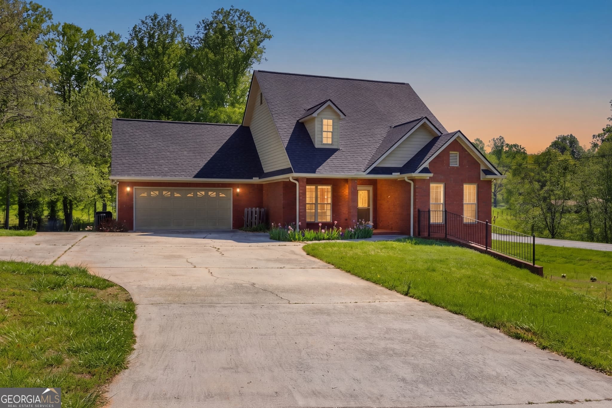 4 bedroom, 3 bathroom, 3,298 sq ft single family residence for sale at 120 Haywood Hills Road, Demorest, GA 30535