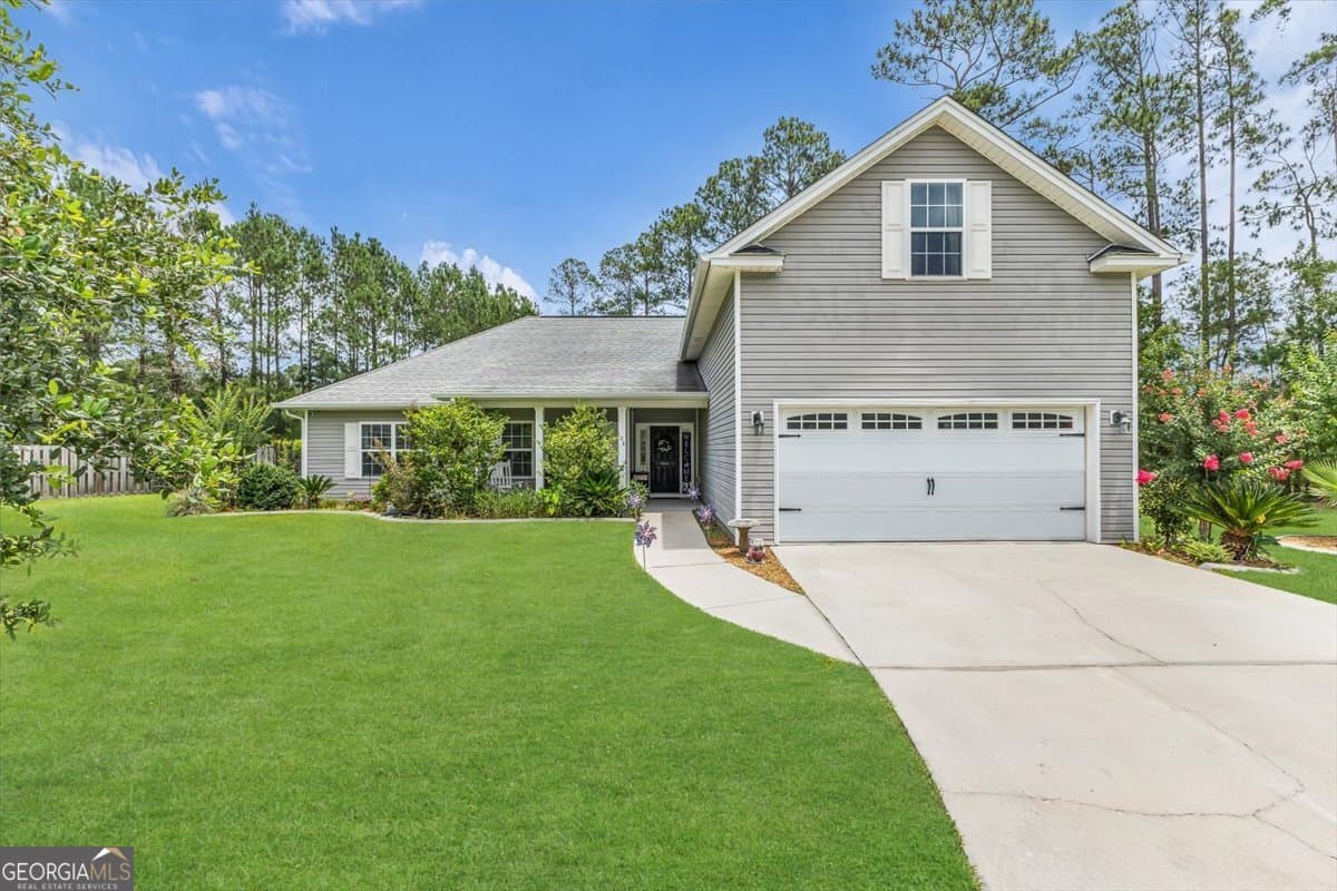 4 bedroom, 3 bathroom, 2,146 sq ft single family residence sold at 108 Saddlebrush Road, Ellabell, GA 31308