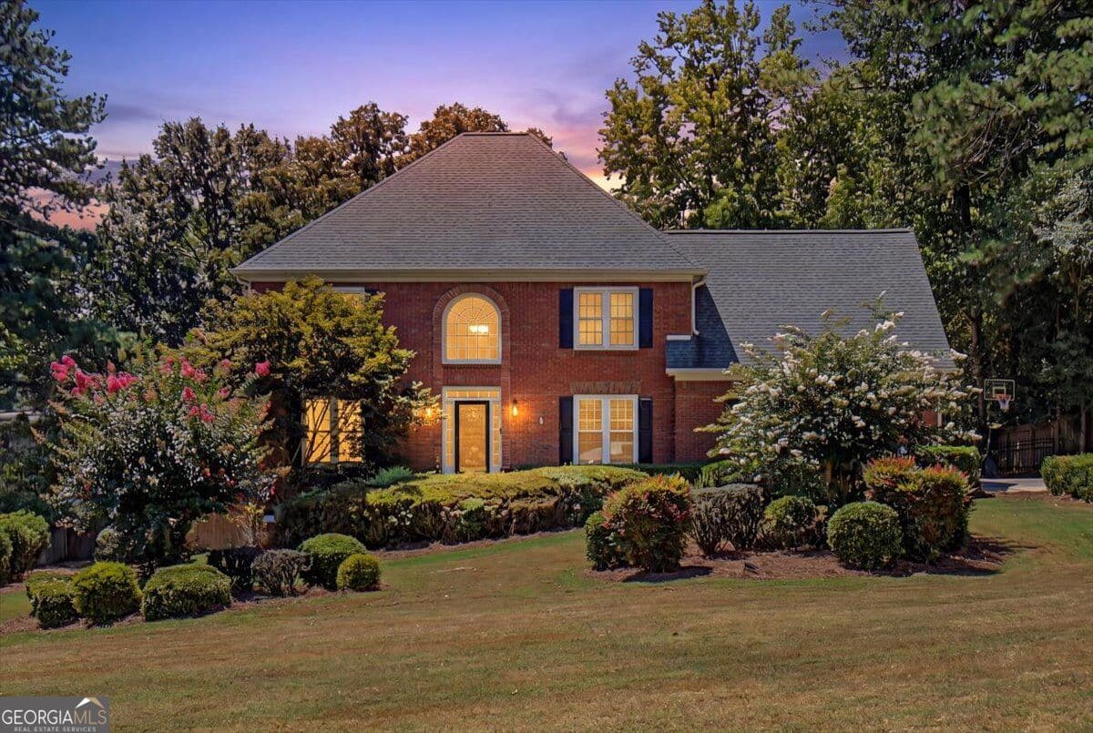 4 bedroom, 3.5 bathroom, 3,999 sq ft single family residence for sale at 1156 Ward Creek Drive, Marietta, GA 30064 — photo 2