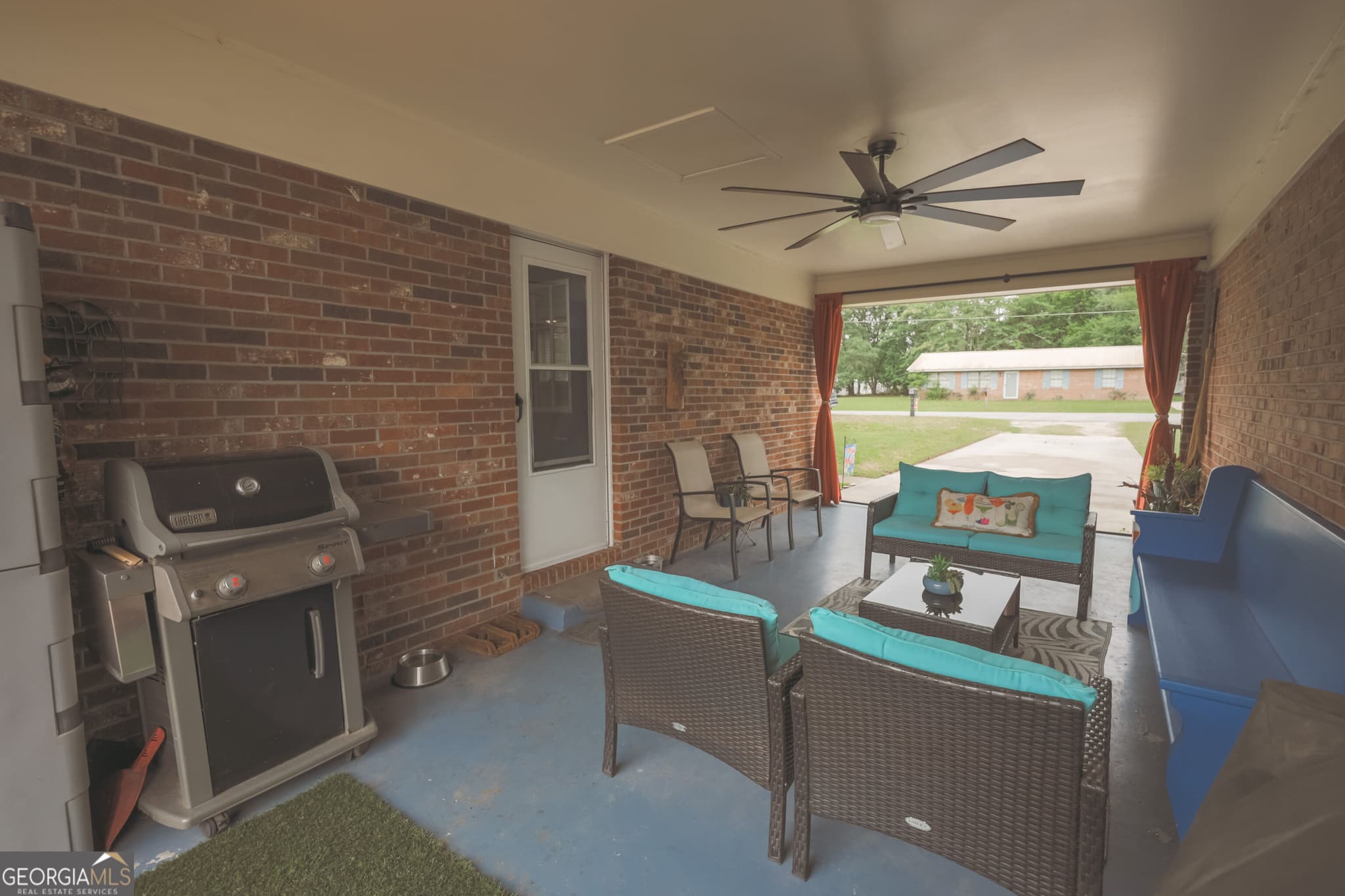 3 bedroom, 1 bathroom, 1,150 sq ft single family residence for sale at 106 Beaver Drive, Blackshear, GA 31516 — photo 6