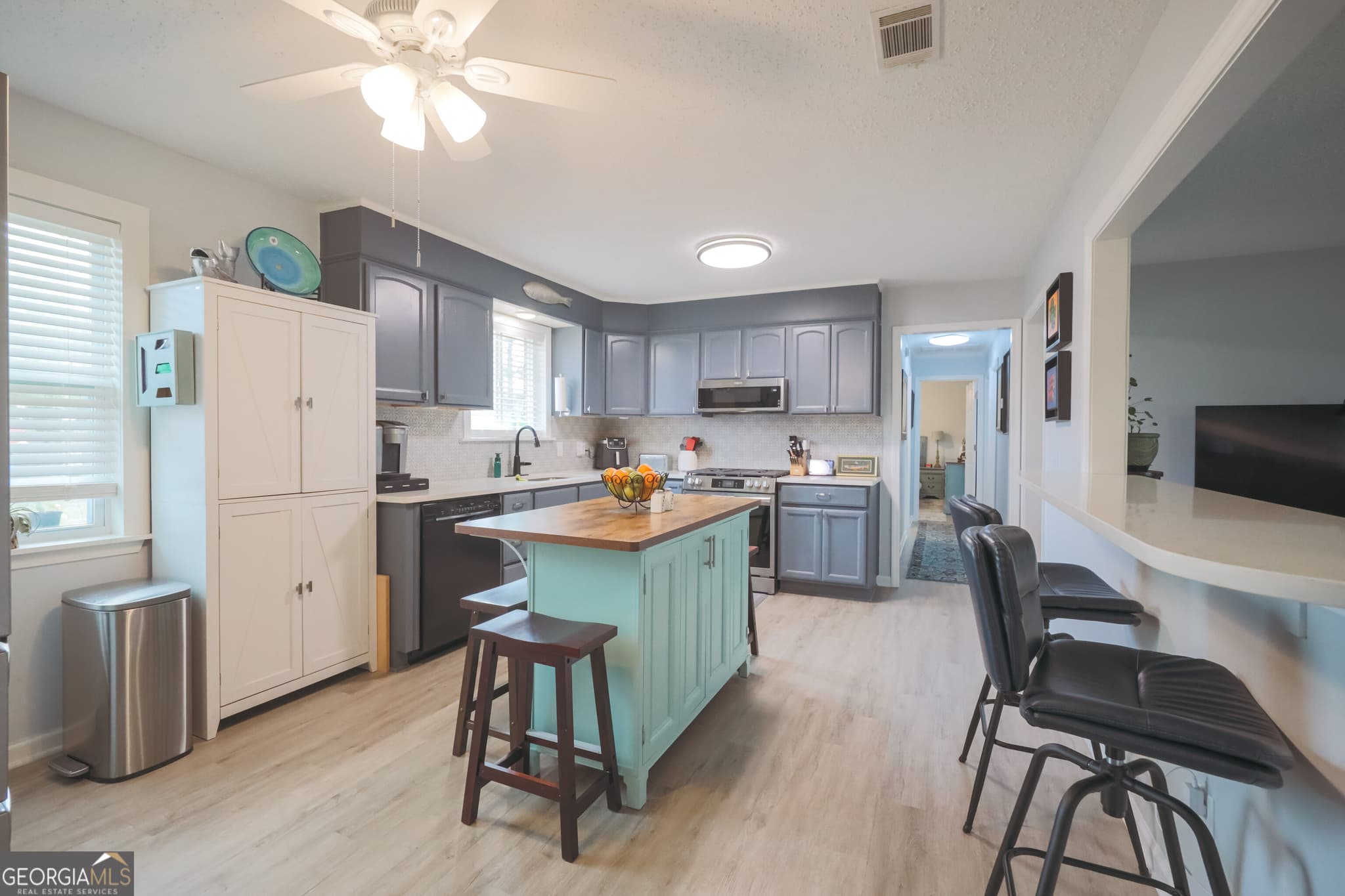 3 bedroom, 1 bathroom, 1,150 sq ft single family residence for sale at 106 Beaver Drive, Blackshear, GA 31516 — photo 9