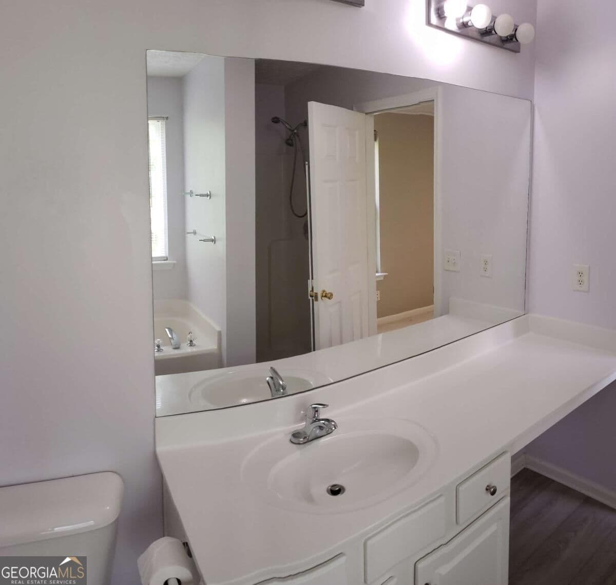4 bedroom, 2.5 bathroom, 2,228 sq ft single family residence for rent at 204 Wild Flower Lane, Canton, GA 30114 for $2,400 a month — photo 9