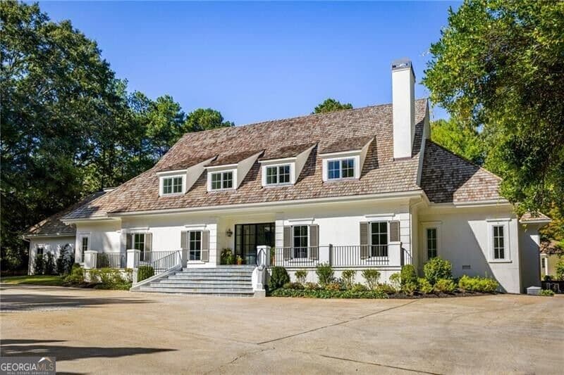 6 bedroom, 9 bathroom, 8,500 sq ft single family residence for sale at 3835 Paces Ferry Road, Atlanta, GA 30327 — photo 2