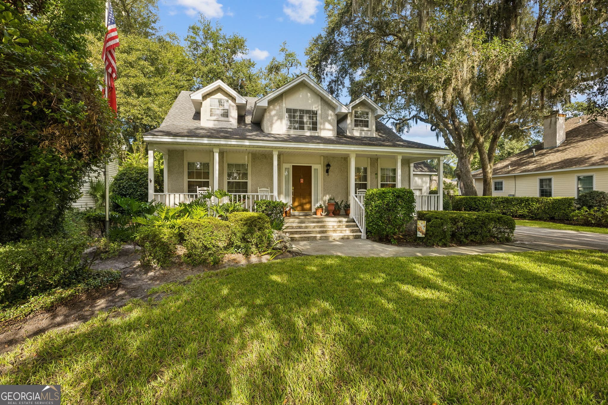 4 bedroom, 2.5 bathroom, 2,276 sq ft single family residence for sale at 155 Shadow Wood Bend, St. Simons, GA 31522 — photo 2