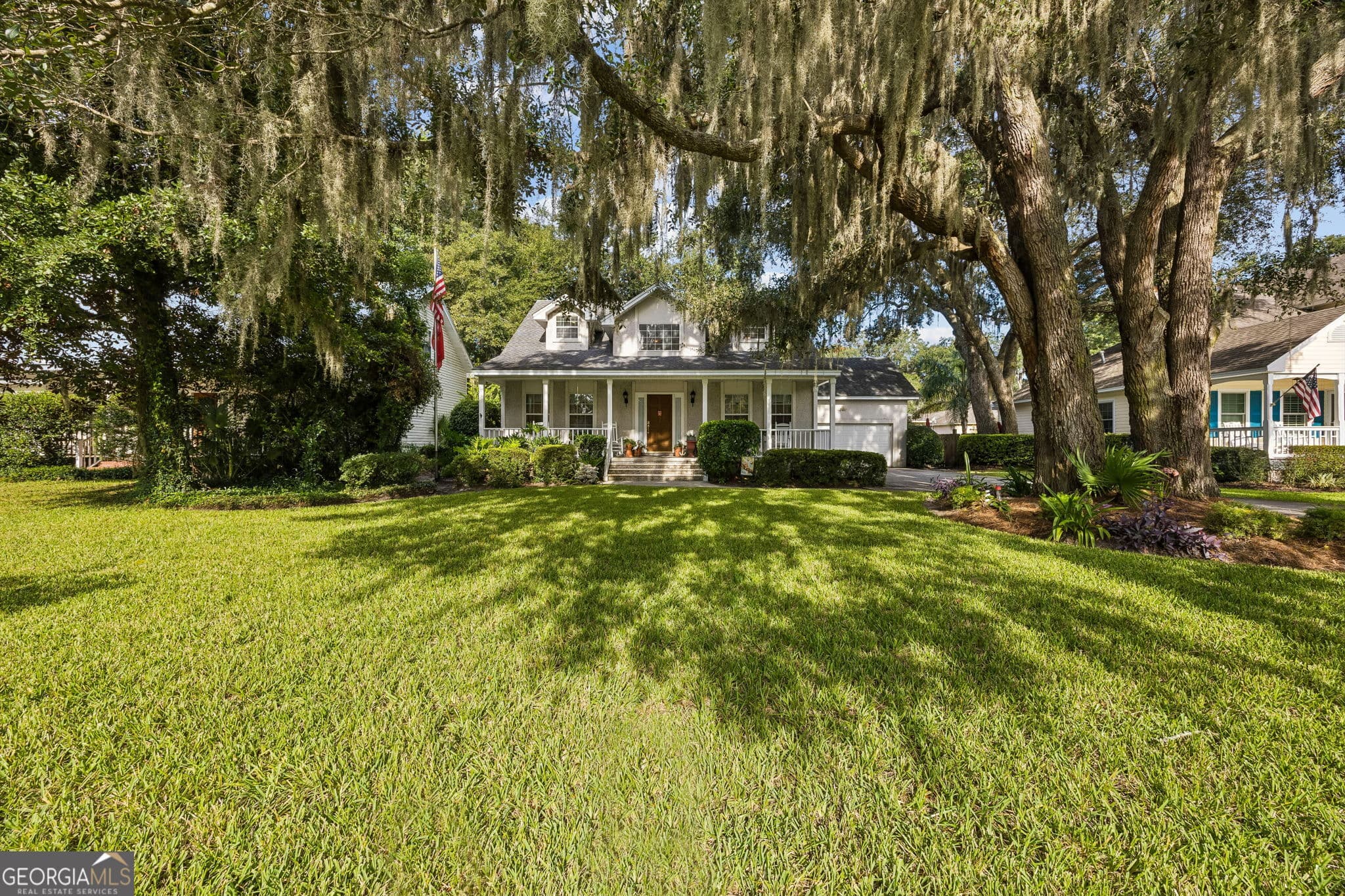 4 bedroom, 2.5 bathroom, 2,276 sq ft single family residence for sale at 155 Shadow Wood Bend, St. Simons, GA 31522 — photo 1 of 60