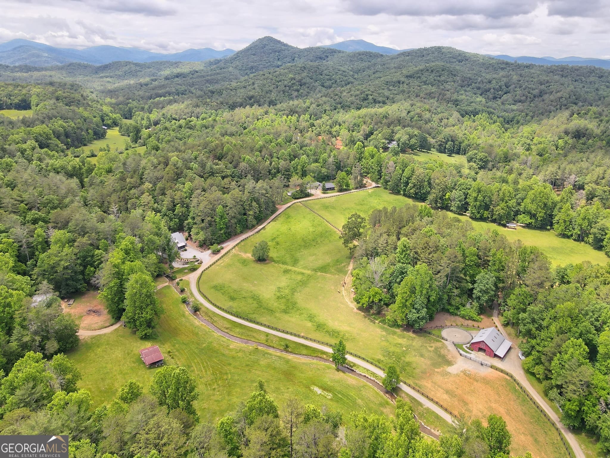 8 bedroom, 7.5 bathroom, 5,585 sq ft farm for sale at 3622 Sandy Ford Road, Clayton, GA 30525