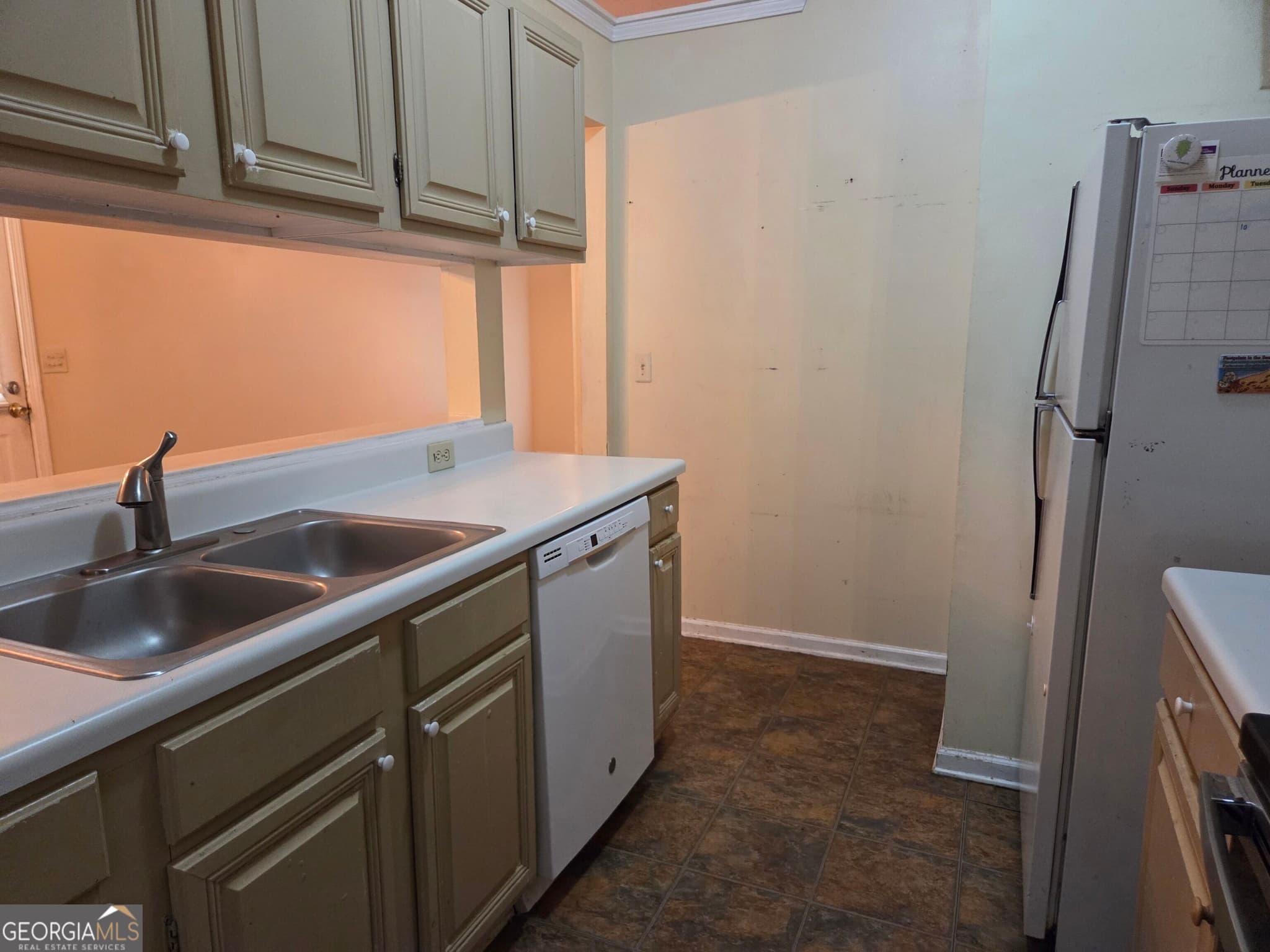3 bedroom, 1 bathroom, 998 sq ft single family residence for sale at 217 Brooks Lane, Winder, GA 30680 — photo 5