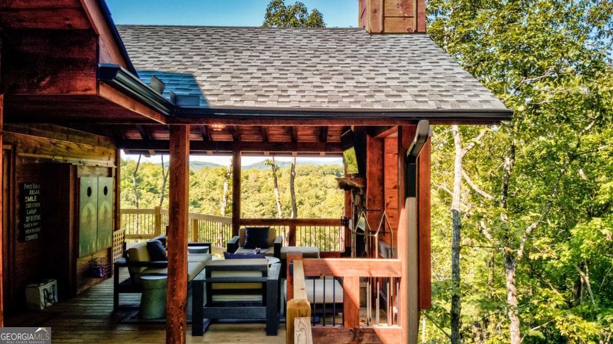 4 bedroom, 3.5 bathroom, 2,908 sq ft cabin,single family residence for sale at 142 S Dream Catcher, Blue Ridge, GA 30513 — photo 7