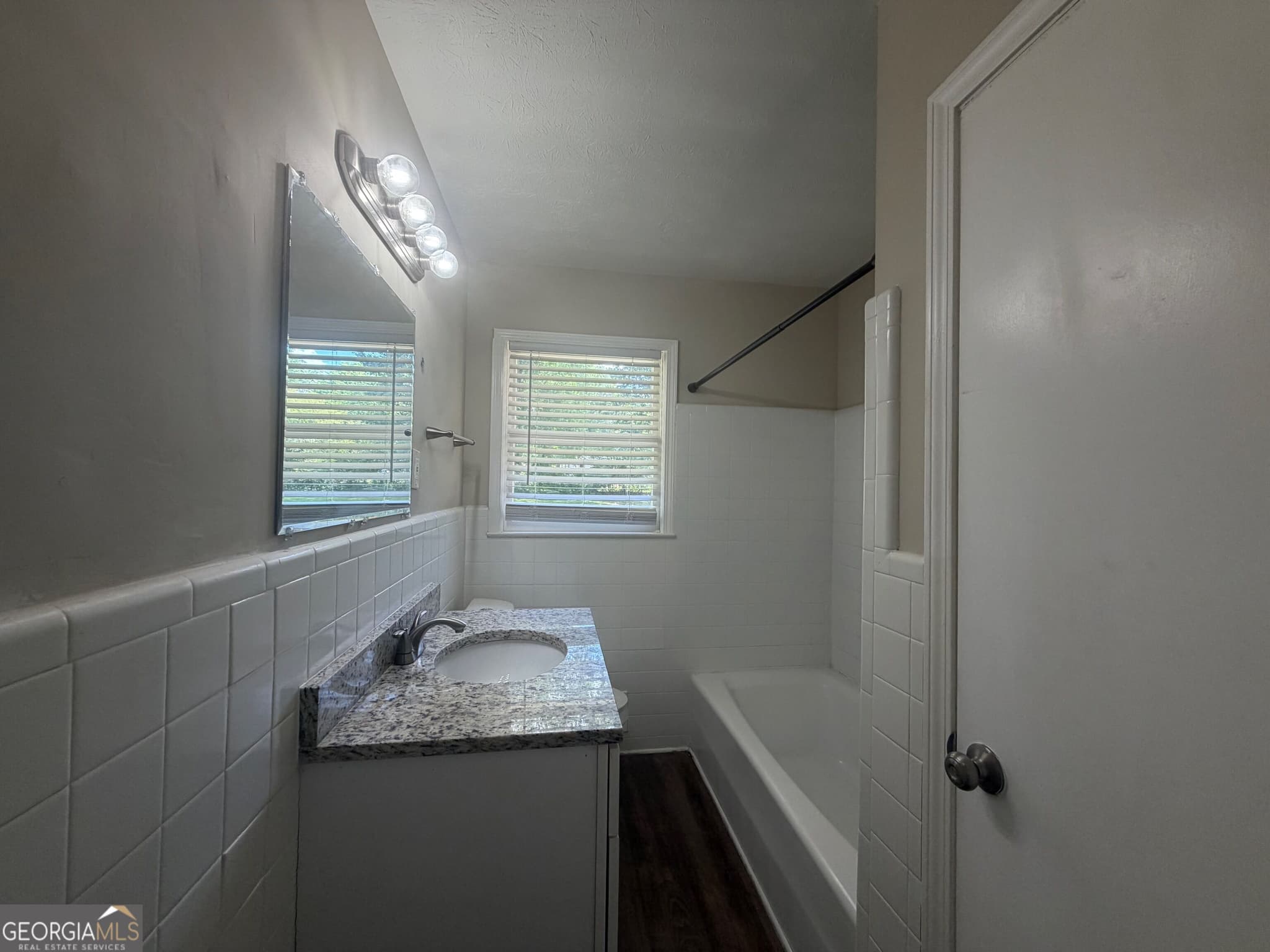 4 bedroom, 2 bathroom, 2,372 sq ft single family residence for sale at 3964 Summit Drive, Douglasville, GA 30135 — photo 6