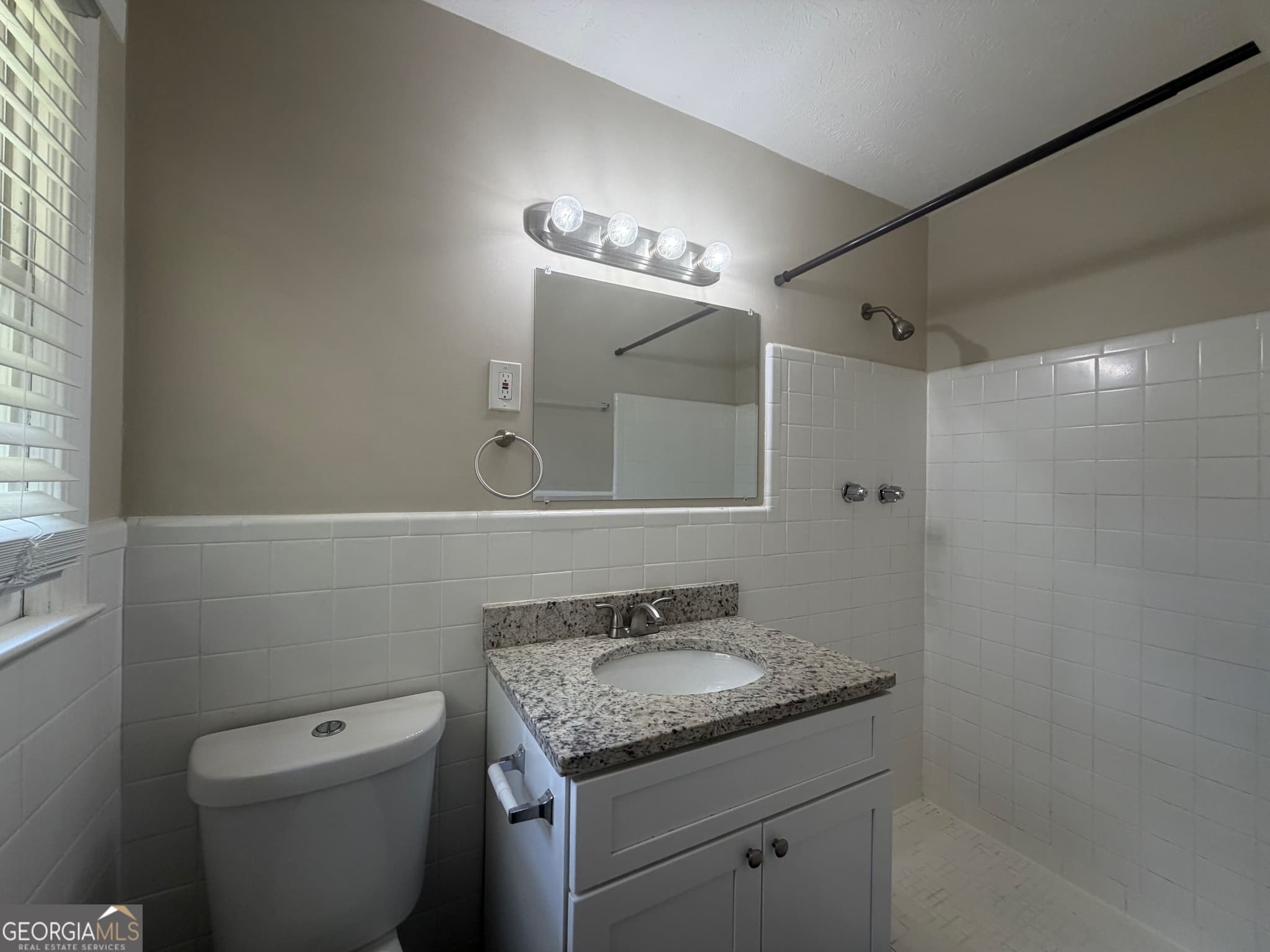 4 bedroom, 2 bathroom, 2,372 sq ft single family residence for sale at 3964 Summit Drive, Douglasville, GA 30135 — photo 10